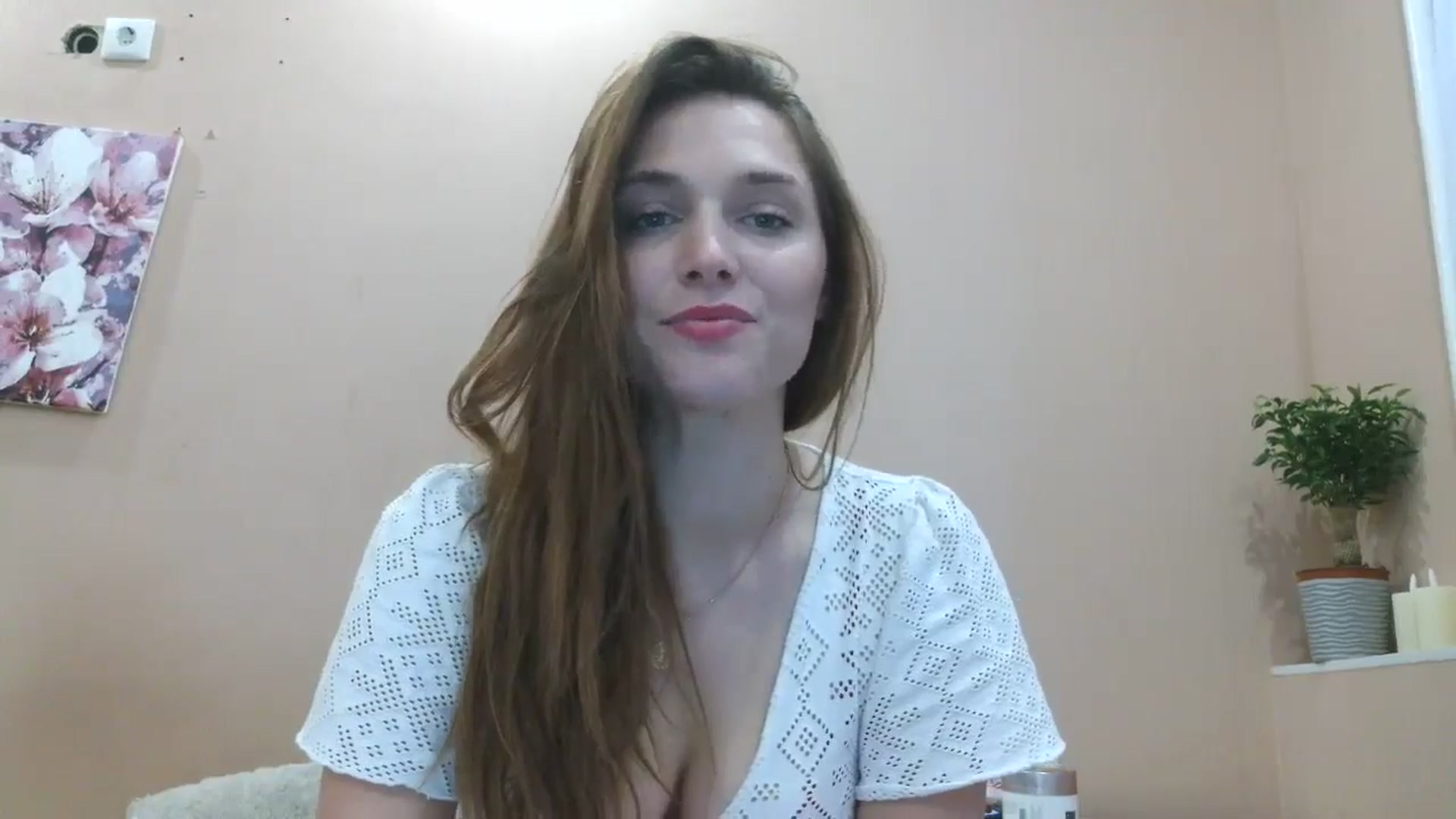 Gallery image thumbnail from HaleyReed's myfreecams stream on, 04/21/2025, 16:02 image 15 of 20