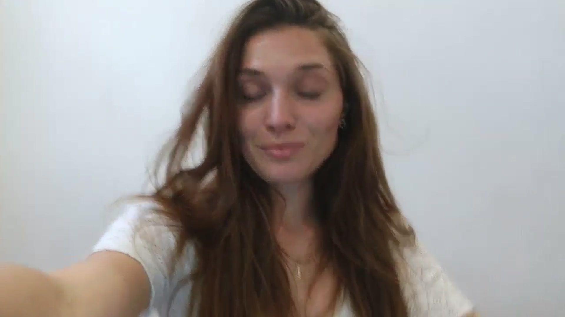 Gallery image thumbnail from HaleyReed's myfreecams stream on, 04/23/2025, 12:19 image 7 of 20