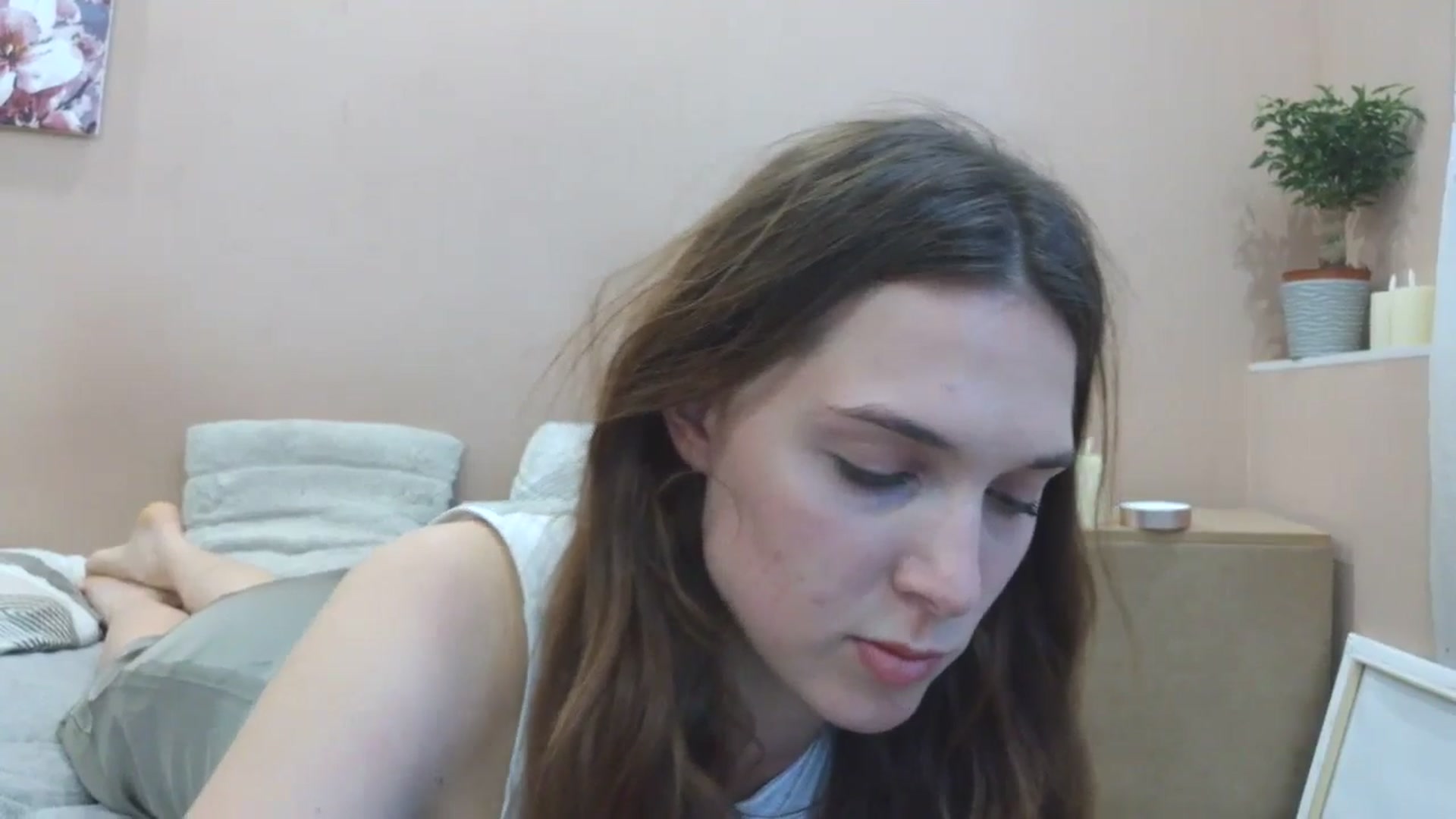 Gallery image thumbnail from HaleyReed's myfreecams stream on, 04/24/2025, 12:59 image 4 of 20