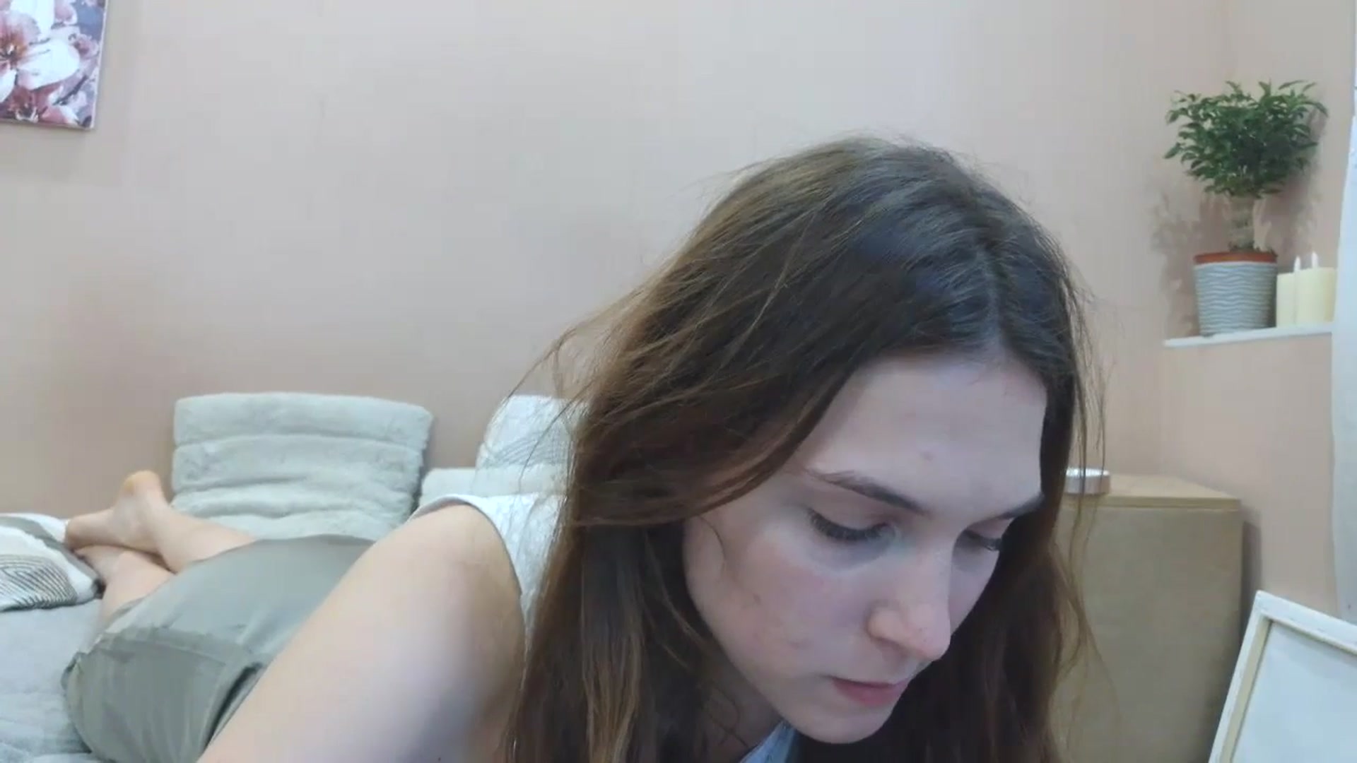 Gallery image thumbnail from HaleyReed's myfreecams stream on, 04/24/2025, 12:59 image 6 of 20