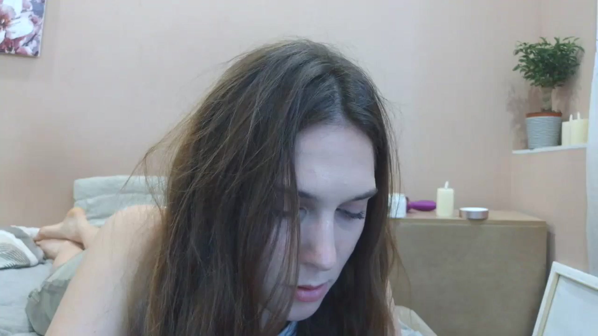 Gallery image thumbnail from HaleyReed's myfreecams stream on, 04/24/2025, 12:59 image 12 of 20