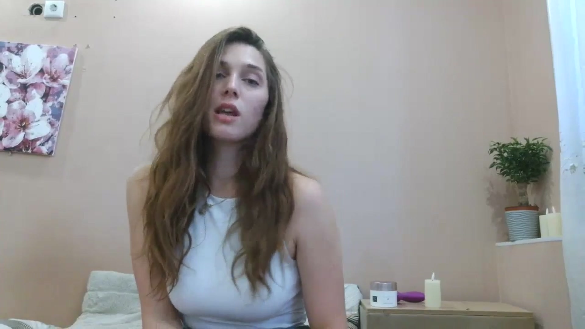 Gallery image thumbnail from HaleyReed's myfreecams stream on, 04/24/2025, 12:59 image 19 of 20