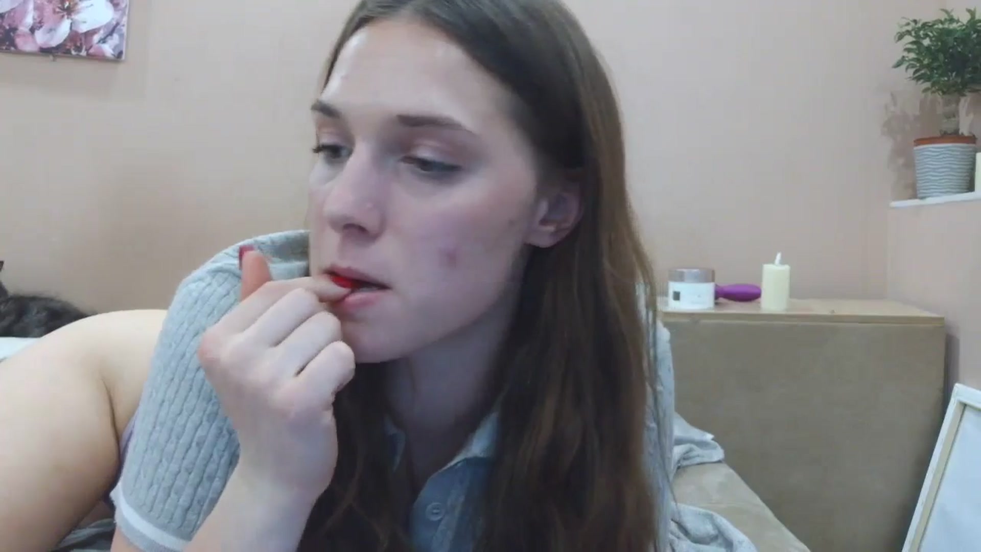 Gallery image thumbnail from HaleyReed's myfreecams stream on, 04/24/2025, 17:17 image 16 of 20