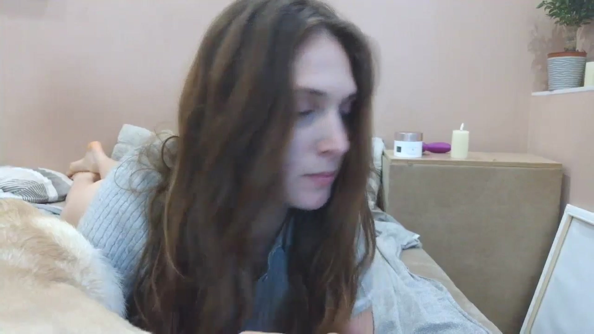 Gallery image thumbnail from HaleyReed's myfreecams stream on, 04/24/2025, 17:17 image 3 of 20