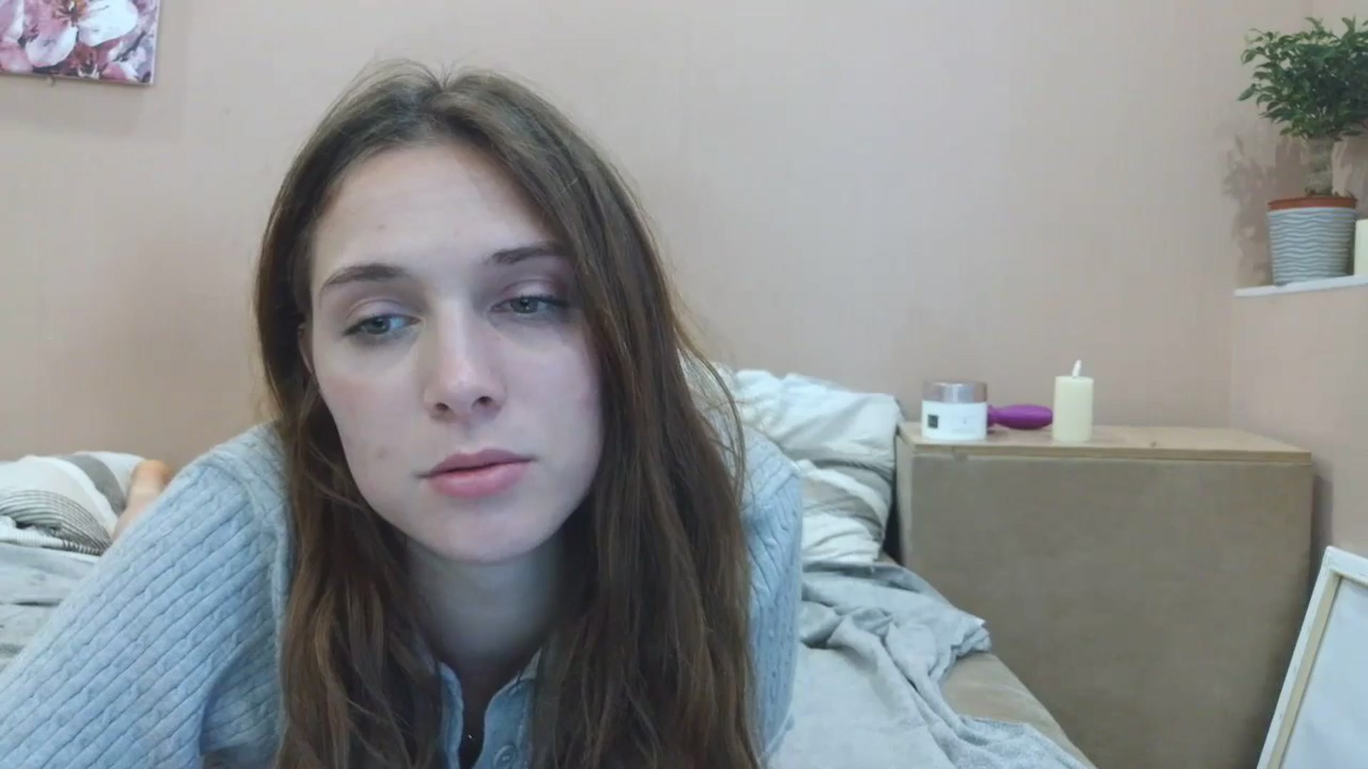 Gallery image thumbnail from HaleyReed's myfreecams stream on, 04/24/2025, 17:17 image 8 of 20