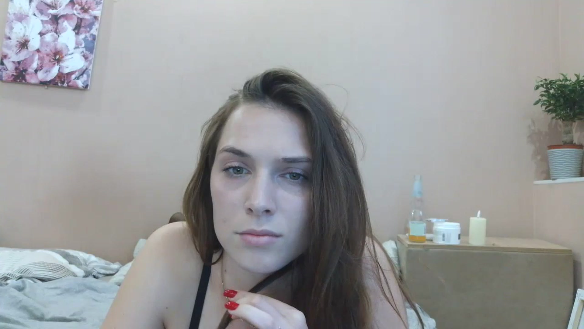 Gallery image thumbnail from HaleyReed's myfreecams stream on, 04/25/2025, 13:09 image 12 of 20