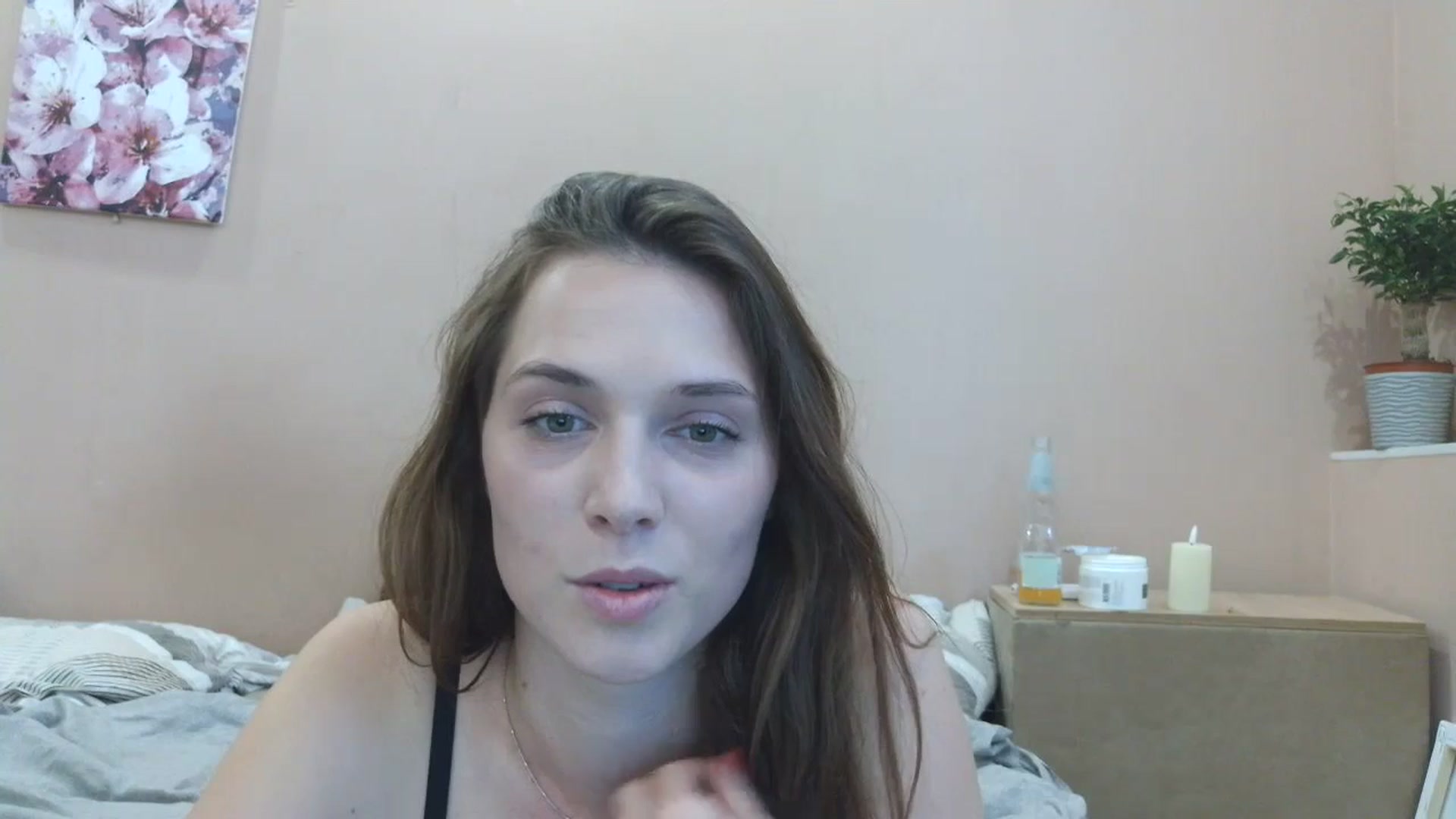 Gallery image thumbnail from HaleyReed's myfreecams stream on, 04/25/2025, 13:09 image 17 of 20