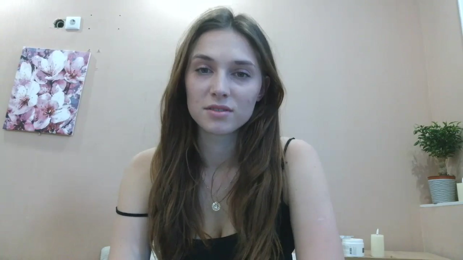 Gallery image thumbnail from HaleyReed's myfreecams stream on, 04/25/2025, 13:43 image 3 of 20