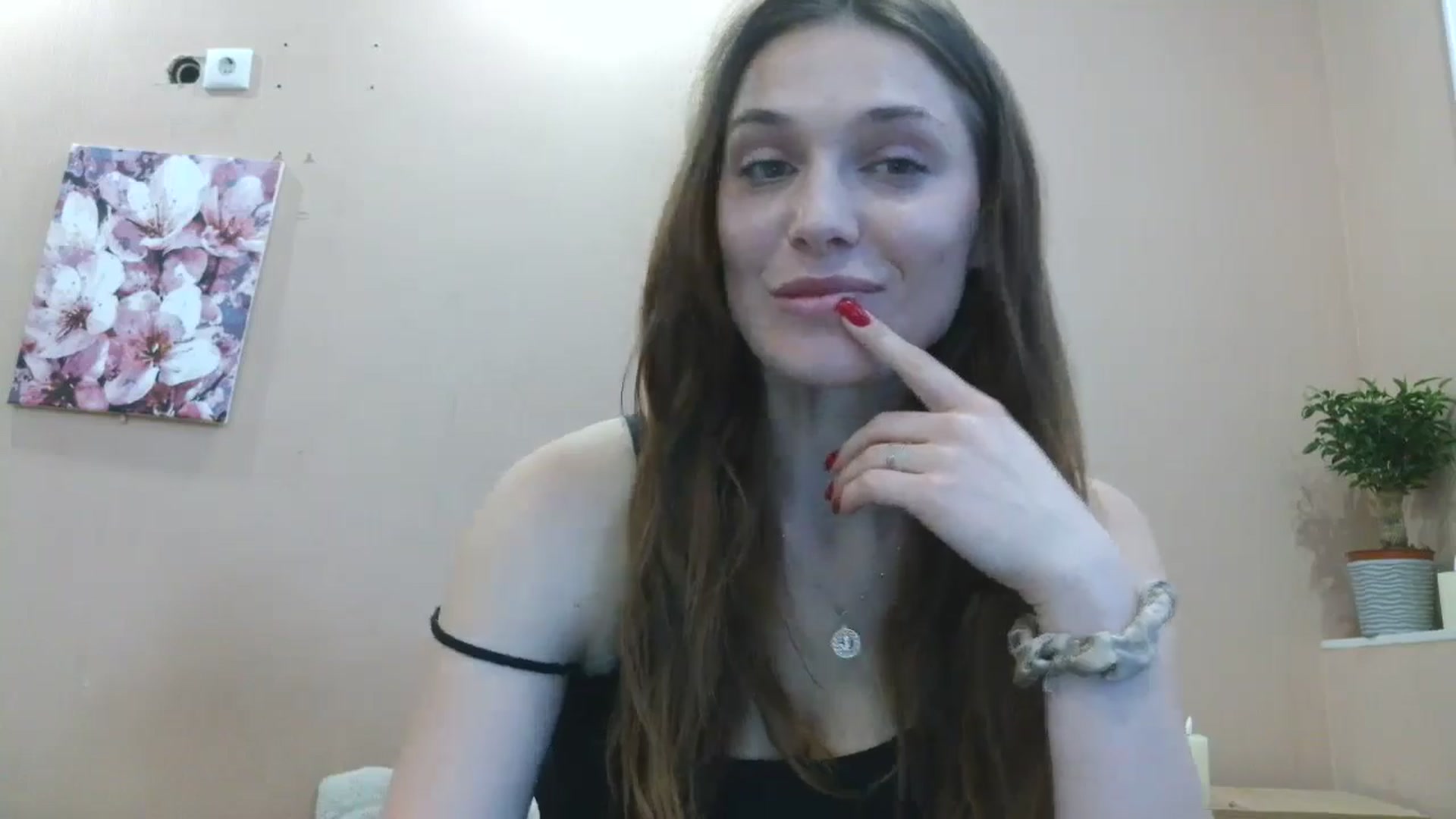 Gallery image thumbnail from HaleyReed's myfreecams stream on, 04/25/2025, 13:43 image 7 of 20