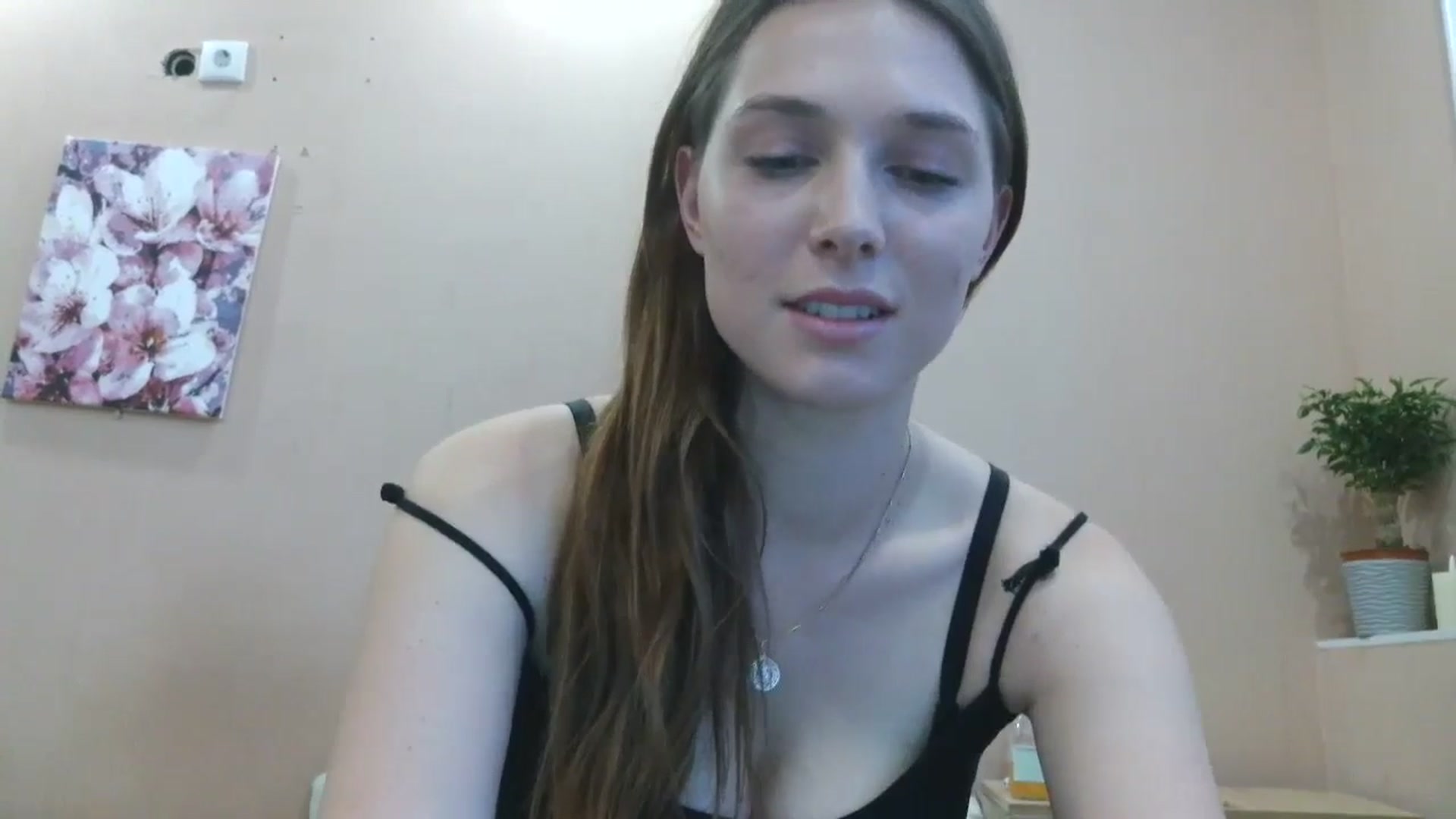 Gallery image thumbnail from HaleyReed's myfreecams stream on, 04/25/2025, 13:43 image 12 of 20