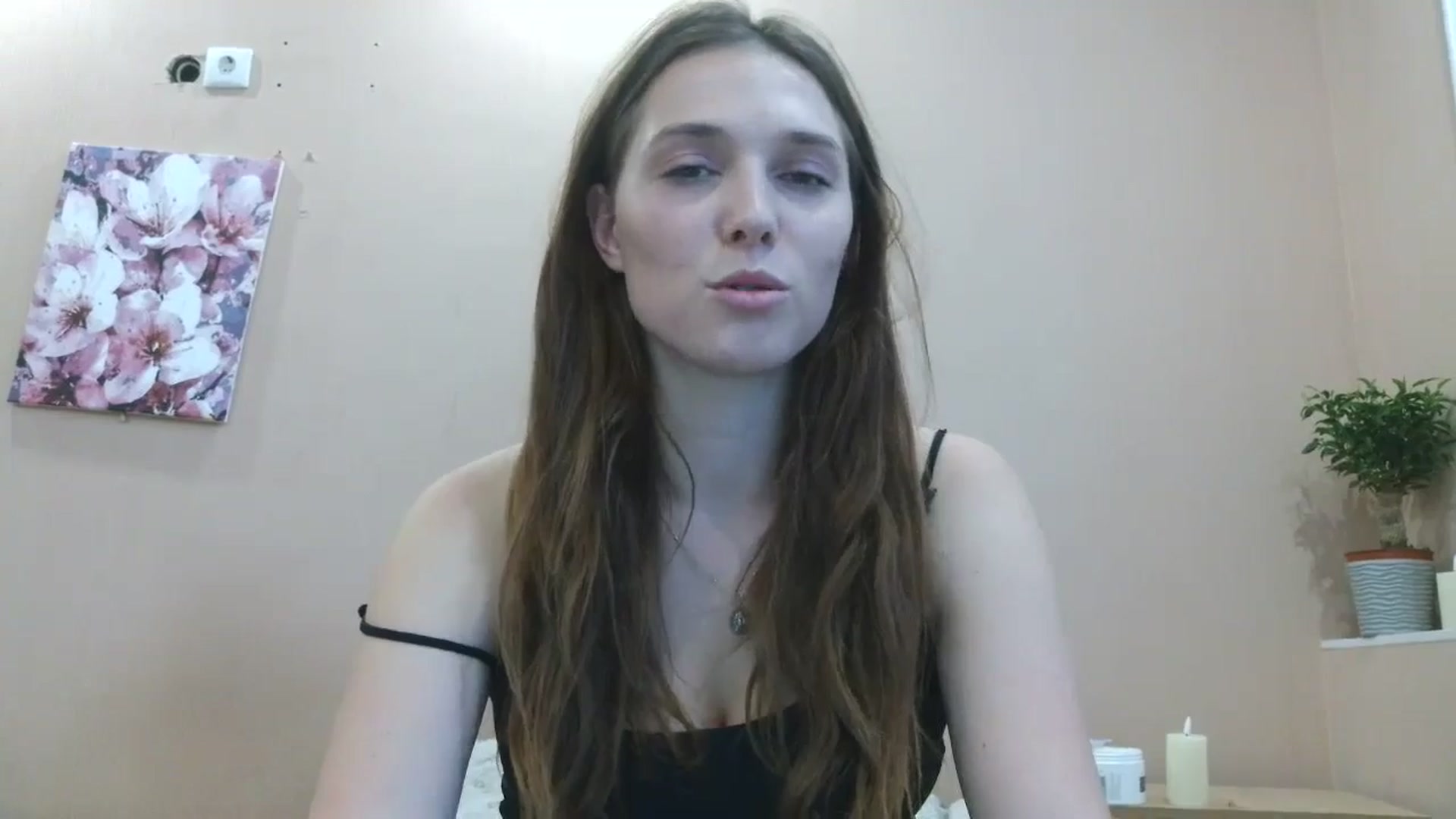 Gallery image thumbnail from HaleyReed's myfreecams stream on, 04/25/2025, 13:43 image 5 of 20