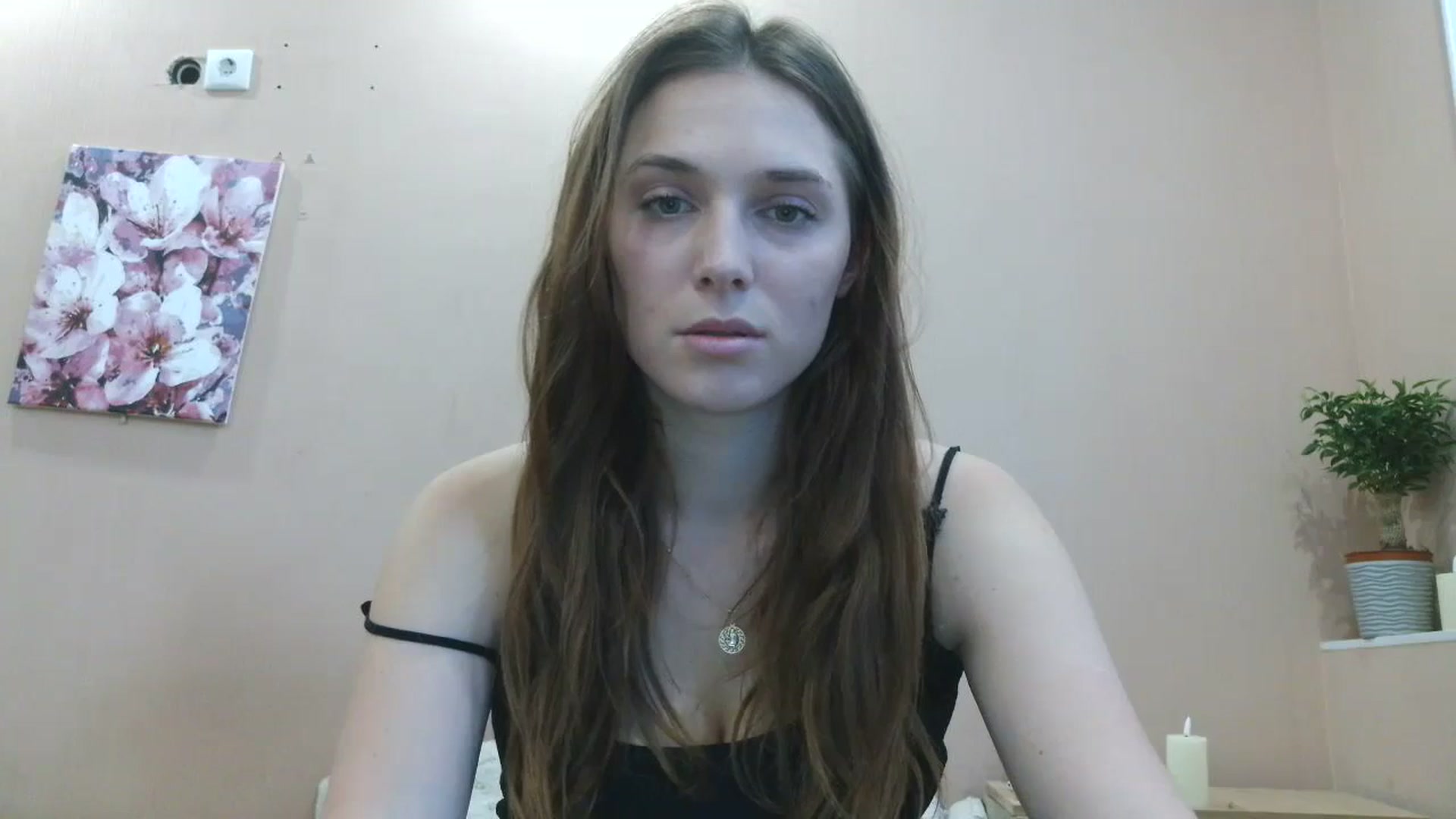 Gallery image thumbnail from HaleyReed's myfreecams stream on, 04/25/2025, 13:43 image 6 of 20