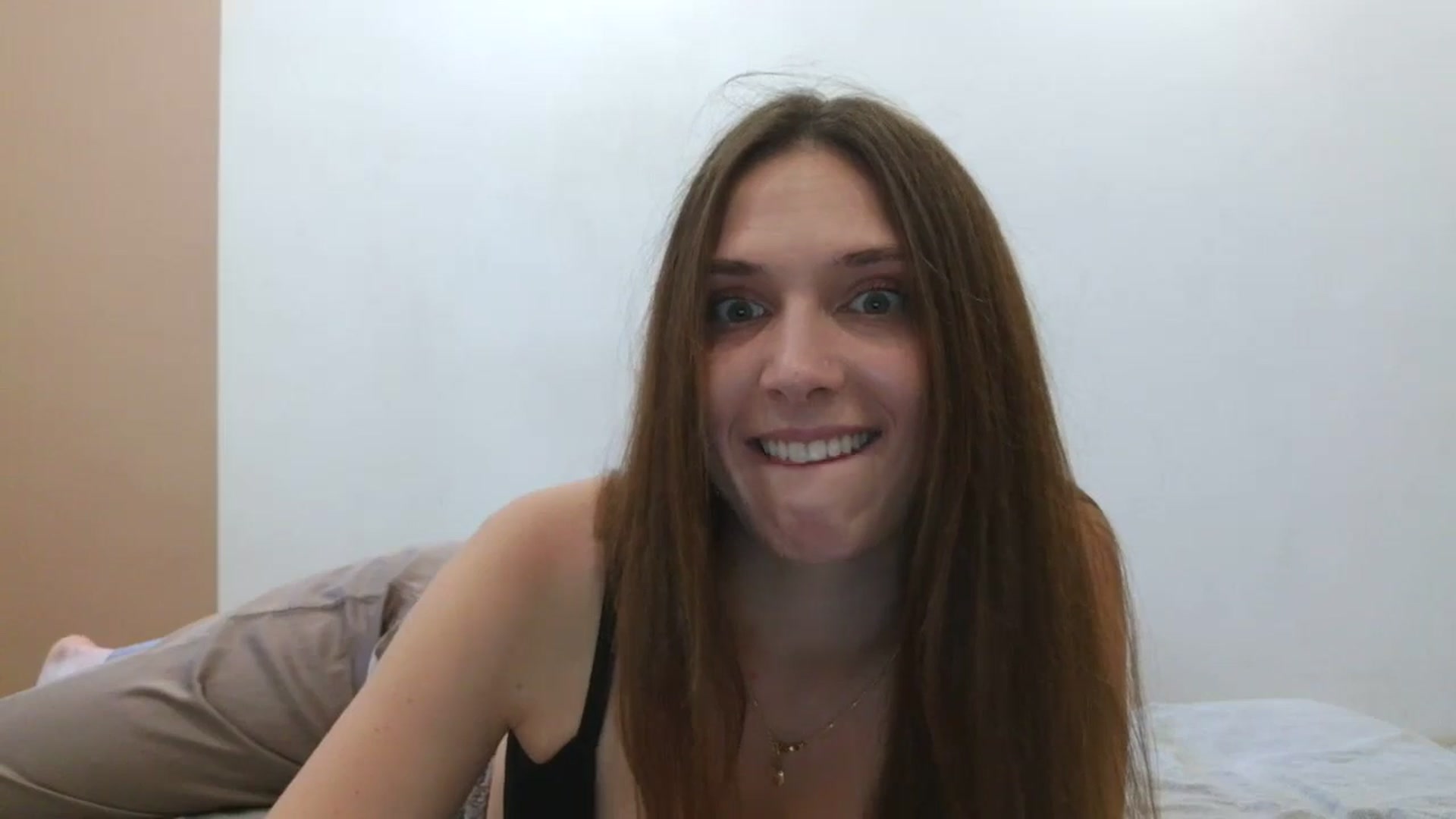 Gallery image thumbnail from HaleyReed's myfreecams stream on, 04/27/2025, 12:50 image 14 of 20