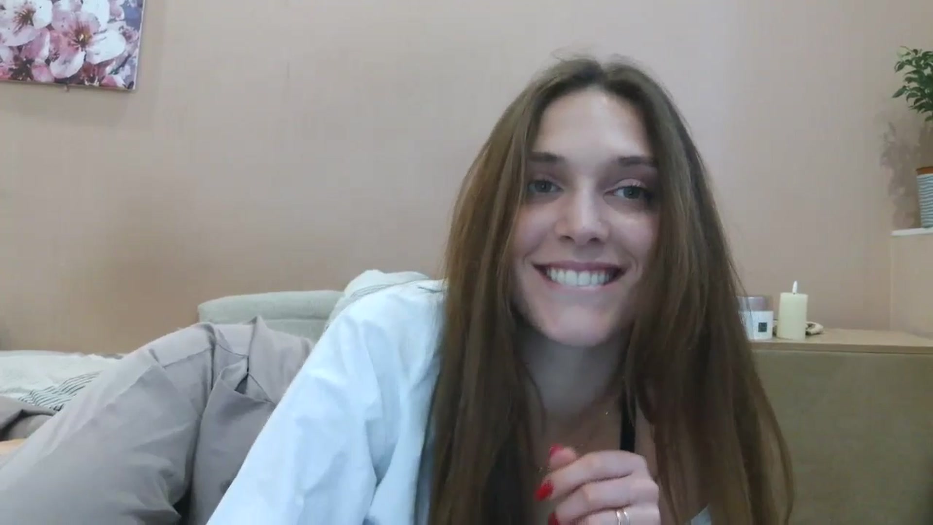 Gallery image thumbnail from HaleyReed's myfreecams stream on, 04/27/2025, 14:33 image 18 of 20