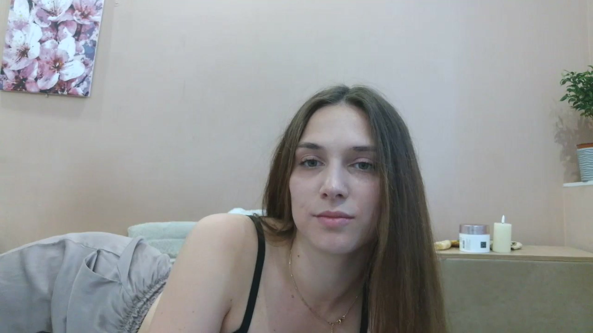 Gallery image thumbnail from HaleyReed's myfreecams stream on, 04/27/2025, 14:33 image 11 of 20