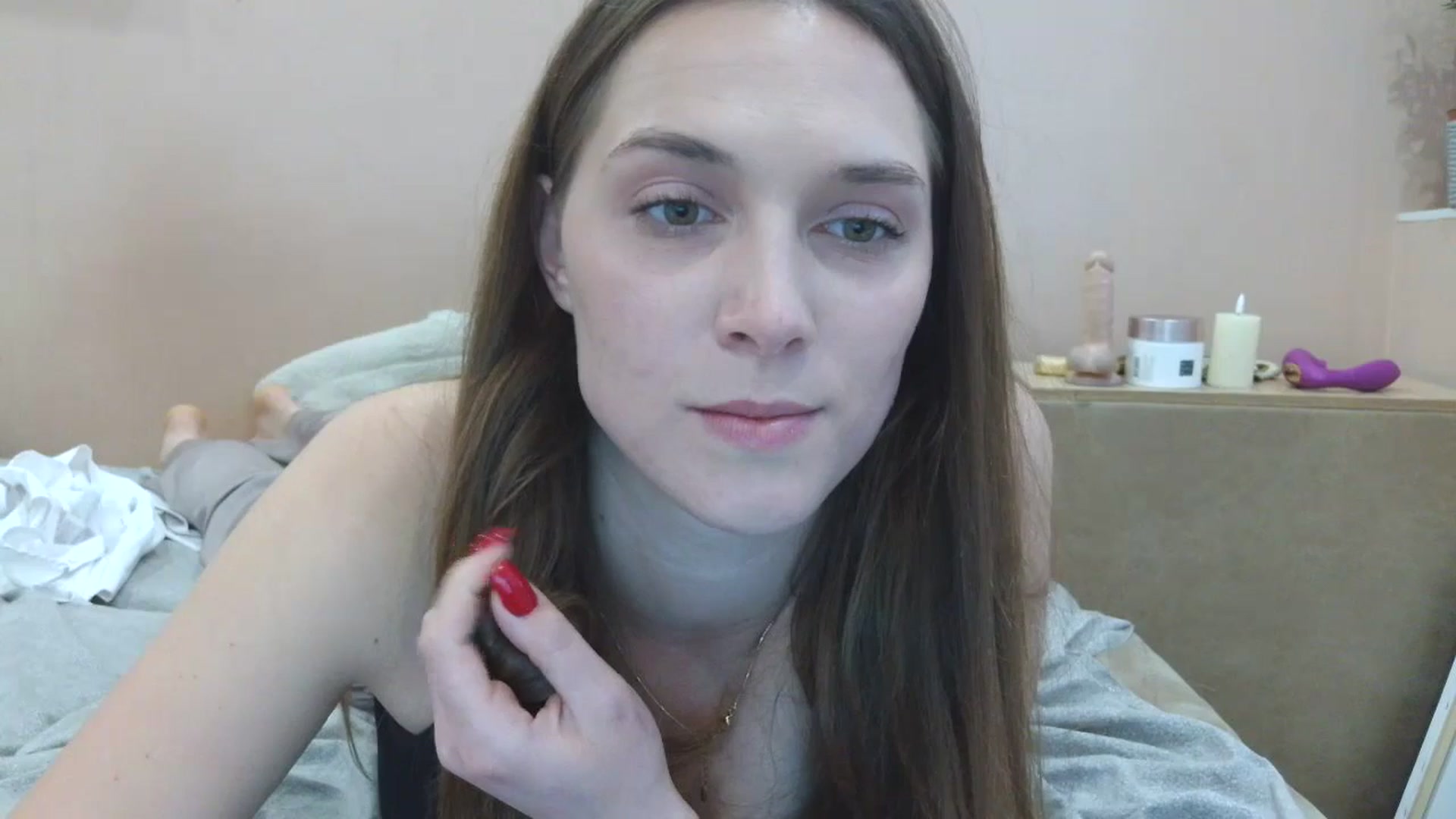 Gallery image thumbnail from HaleyReed's myfreecams stream on, 04/27/2025, 15:32 image 15 of 20