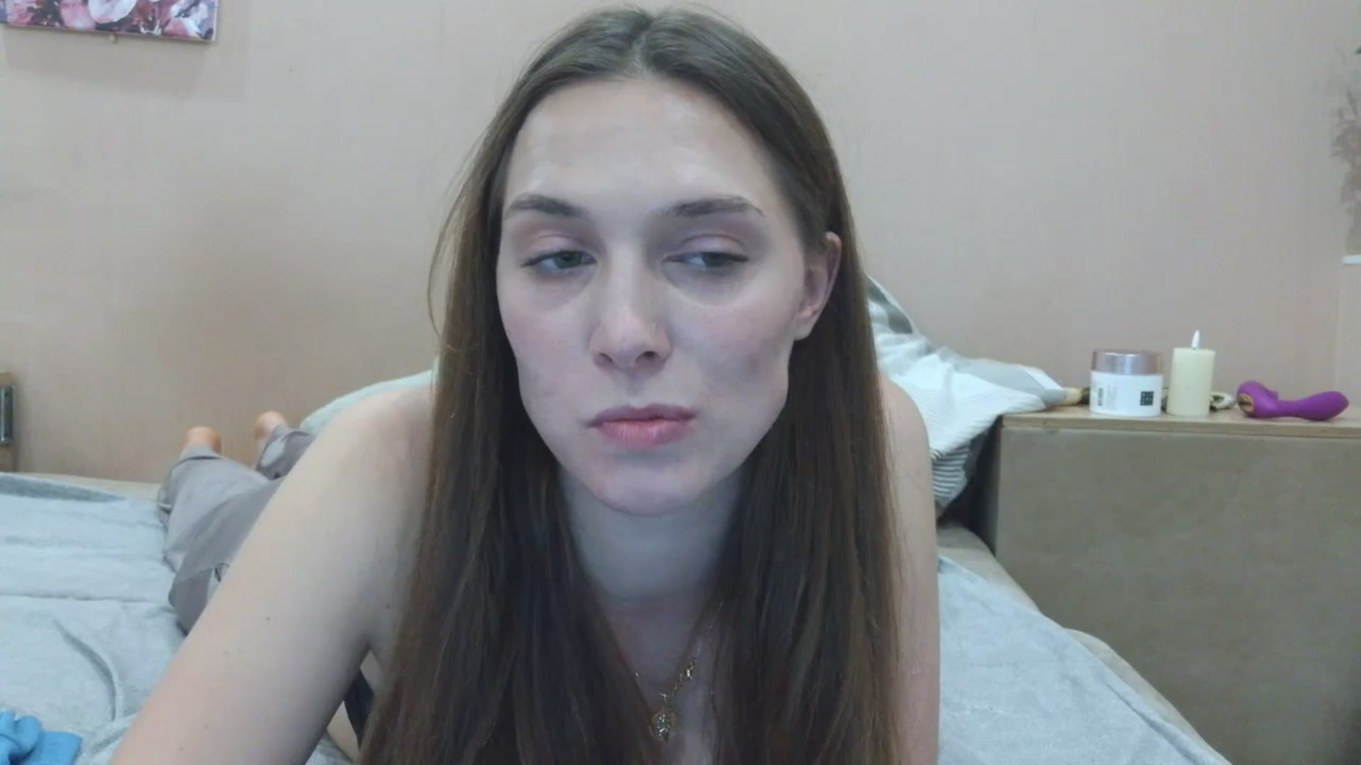 Gallery image thumbnail from HaleyReed's myfreecams stream on, 04/27/2025, 17:04 image 19 of 20