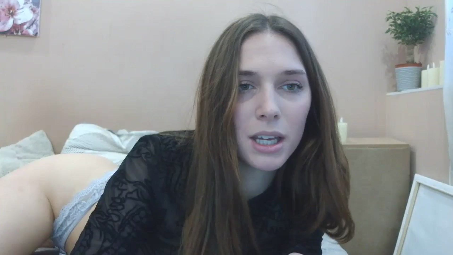 Gallery image thumbnail from HaleyReed's myfreecams stream on, 04/28/2025, 13:28 image 11 of 20