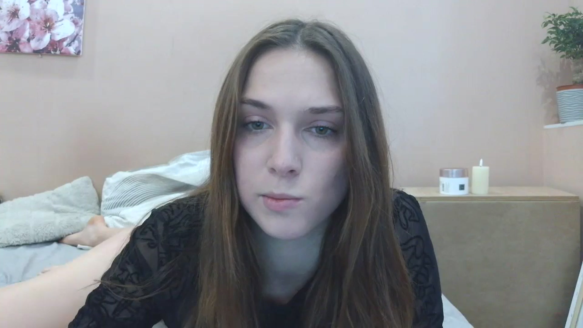 Gallery image thumbnail from HaleyReed's myfreecams stream on, 04/28/2025, 13:28 image 1 of 20