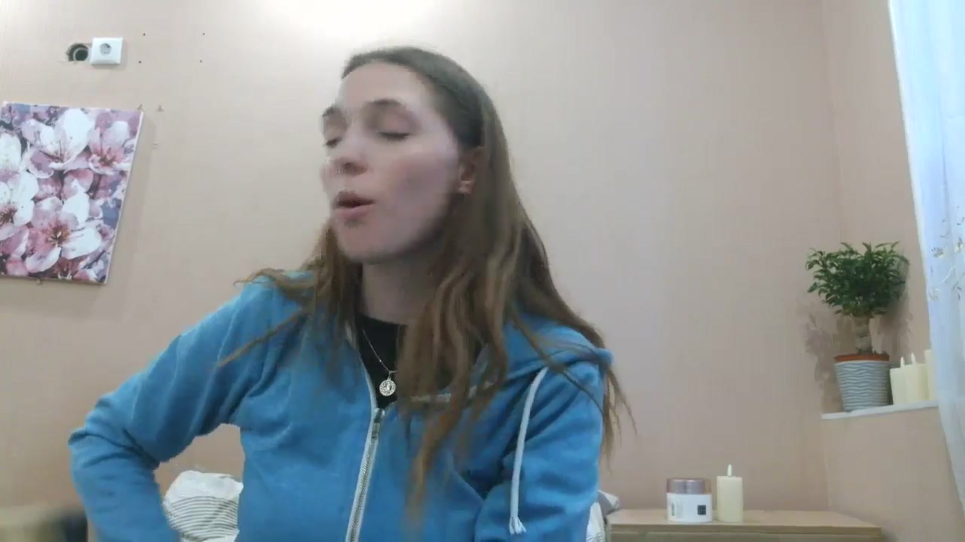 Gallery image thumbnail from HaleyReed's myfreecams stream on, 04/28/2025, 17:18 image 8 of 20