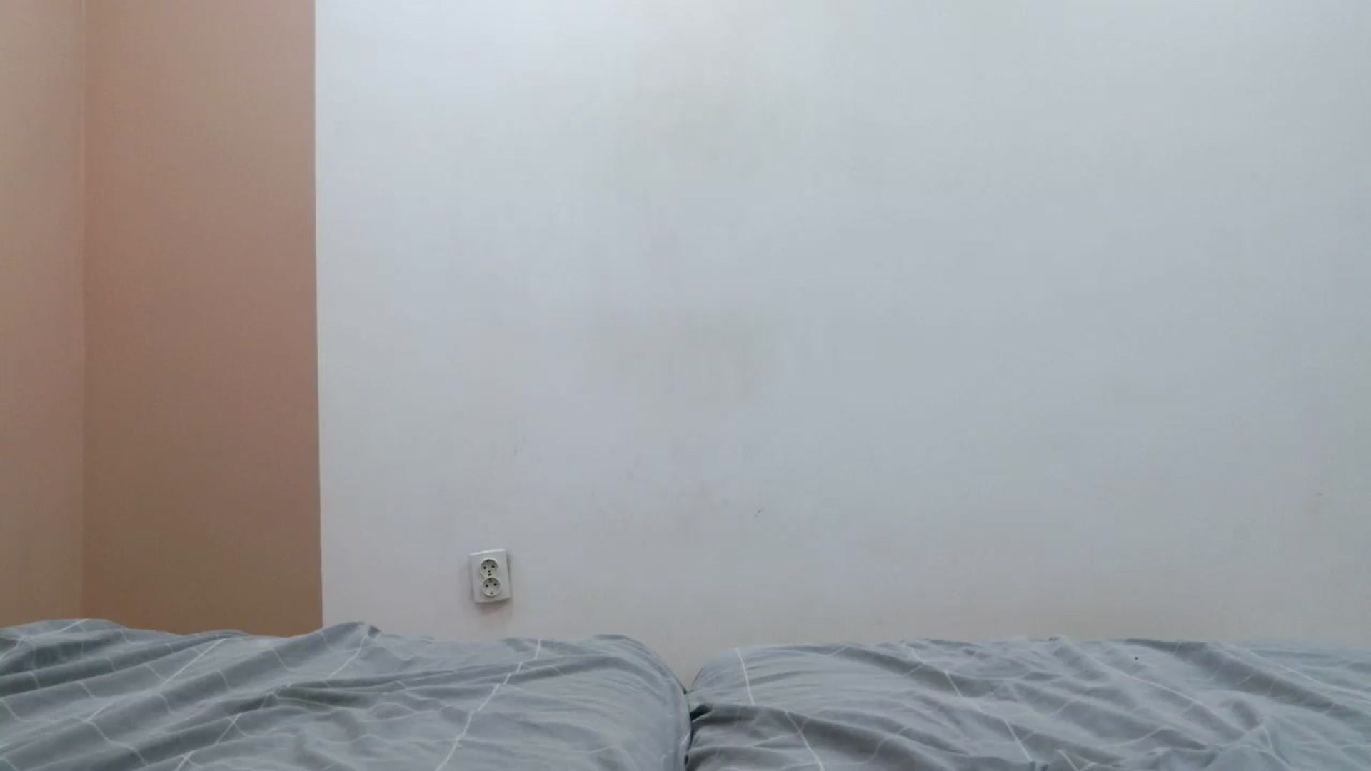 Gallery image thumbnail from HaleyReed's myfreecams stream on, 05/01/2025, 12:05 image 15 of 20