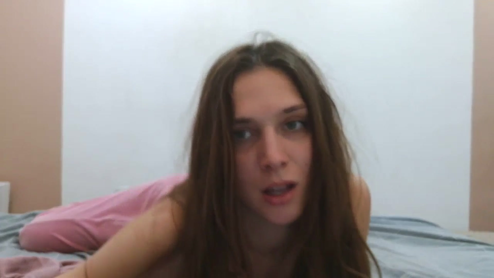 Gallery image thumbnail from HaleyReed's myfreecams stream on, 05/01/2025, 16:09 image 16 of 20