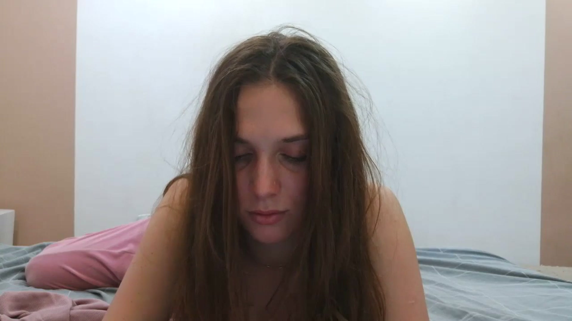 Gallery image thumbnail from HaleyReed's myfreecams stream on, 05/01/2025, 16:09 image 17 of 20