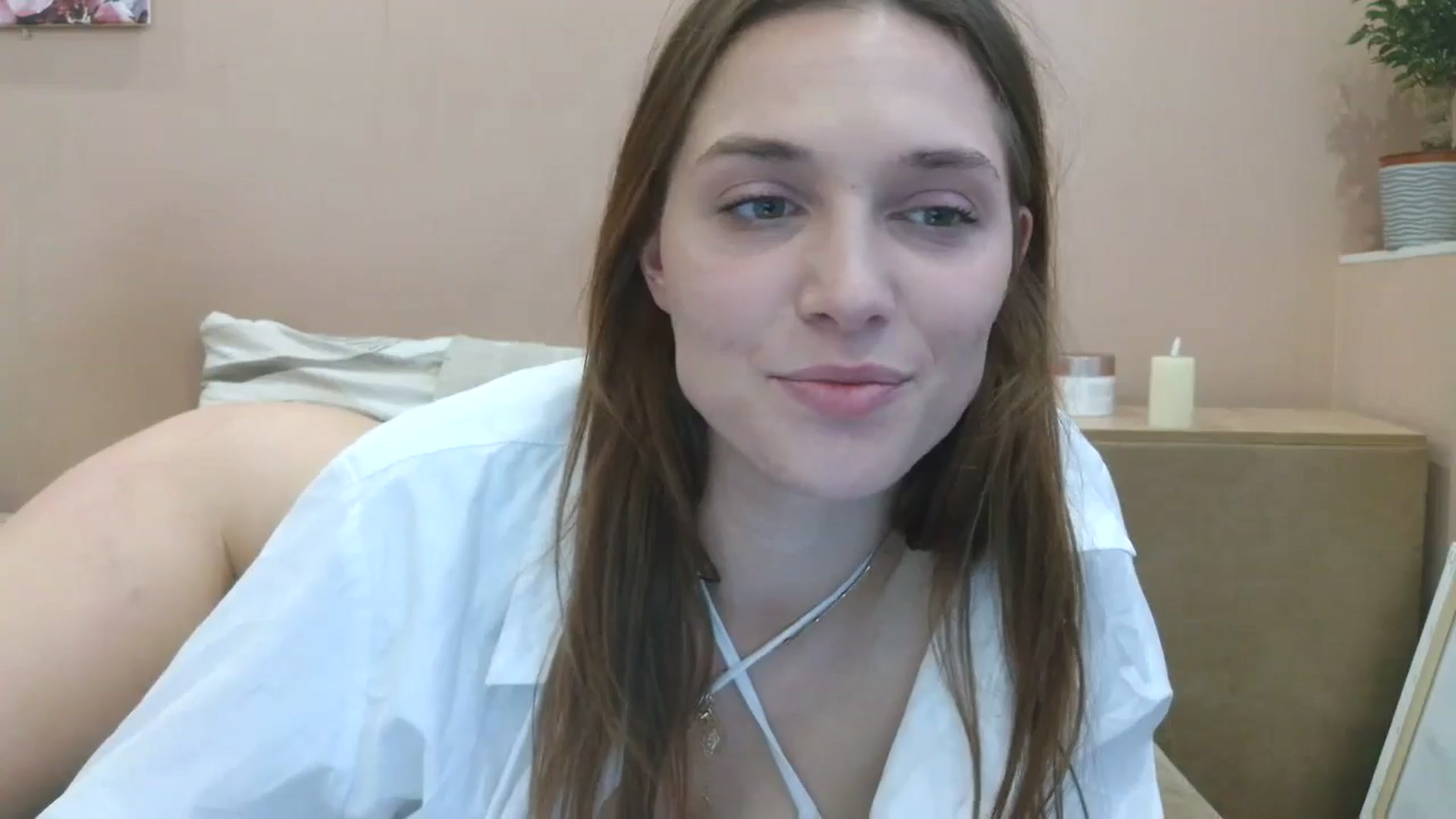 Gallery image thumbnail from HaleyReed's myfreecams stream on, 05/02/2025, 09:46 image 14 of 20