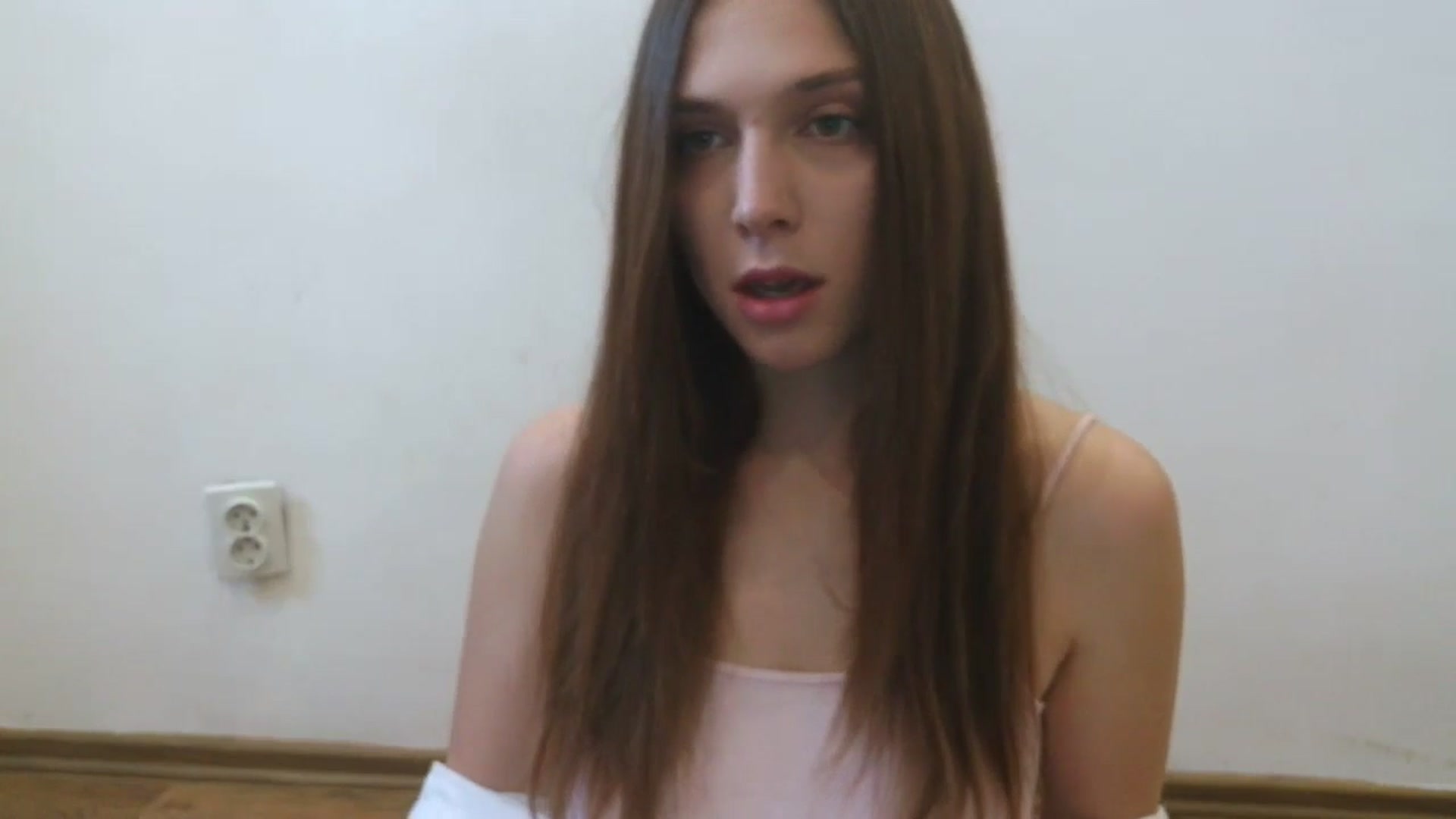 Gallery image thumbnail from HaleyReed's myfreecams stream on, 05/04/2025, 11:52 image 13 of 20