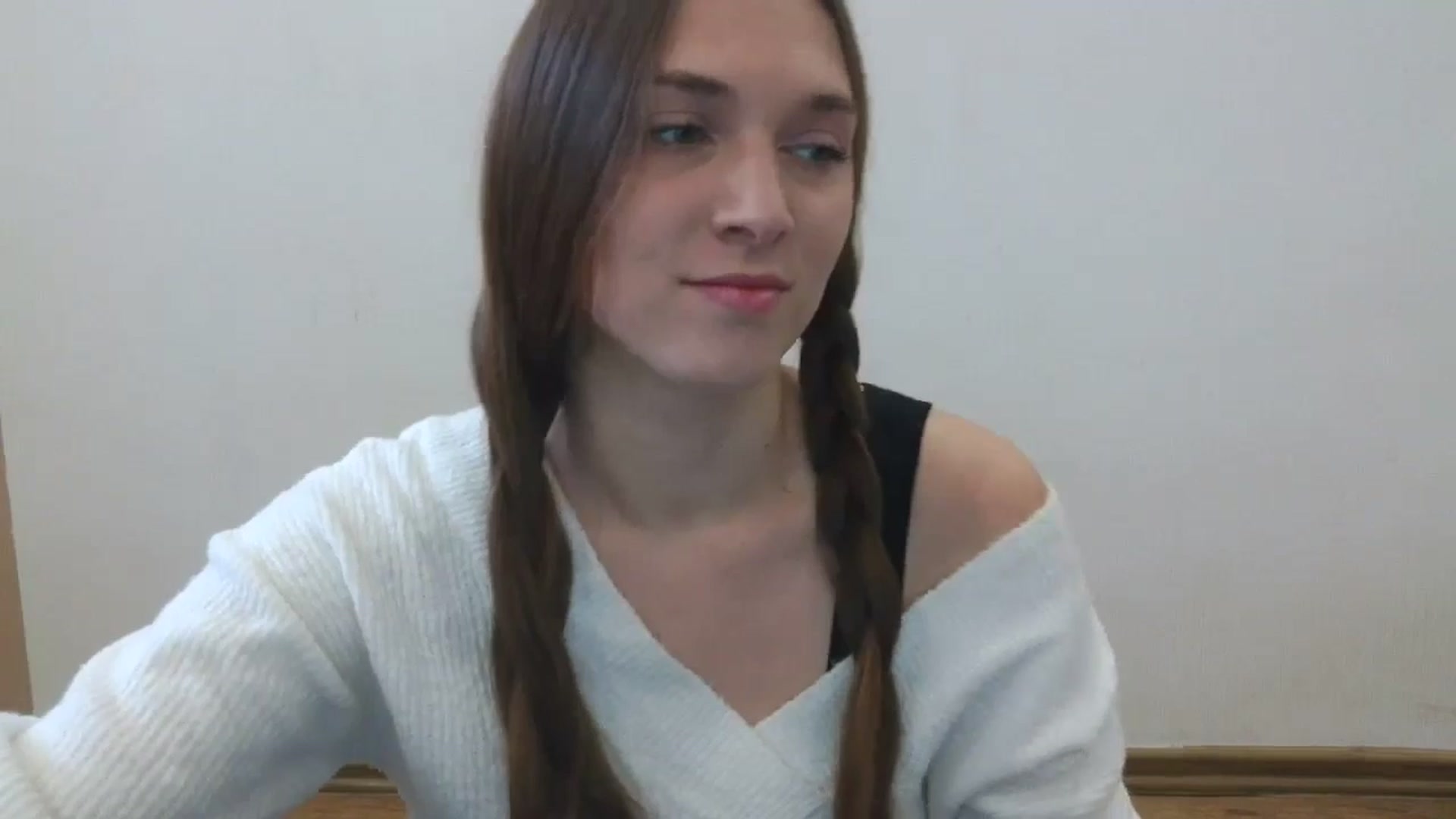 Gallery image thumbnail from HaleyReed's myfreecams stream on, 05/05/2025, 10:26 image 9 of 20