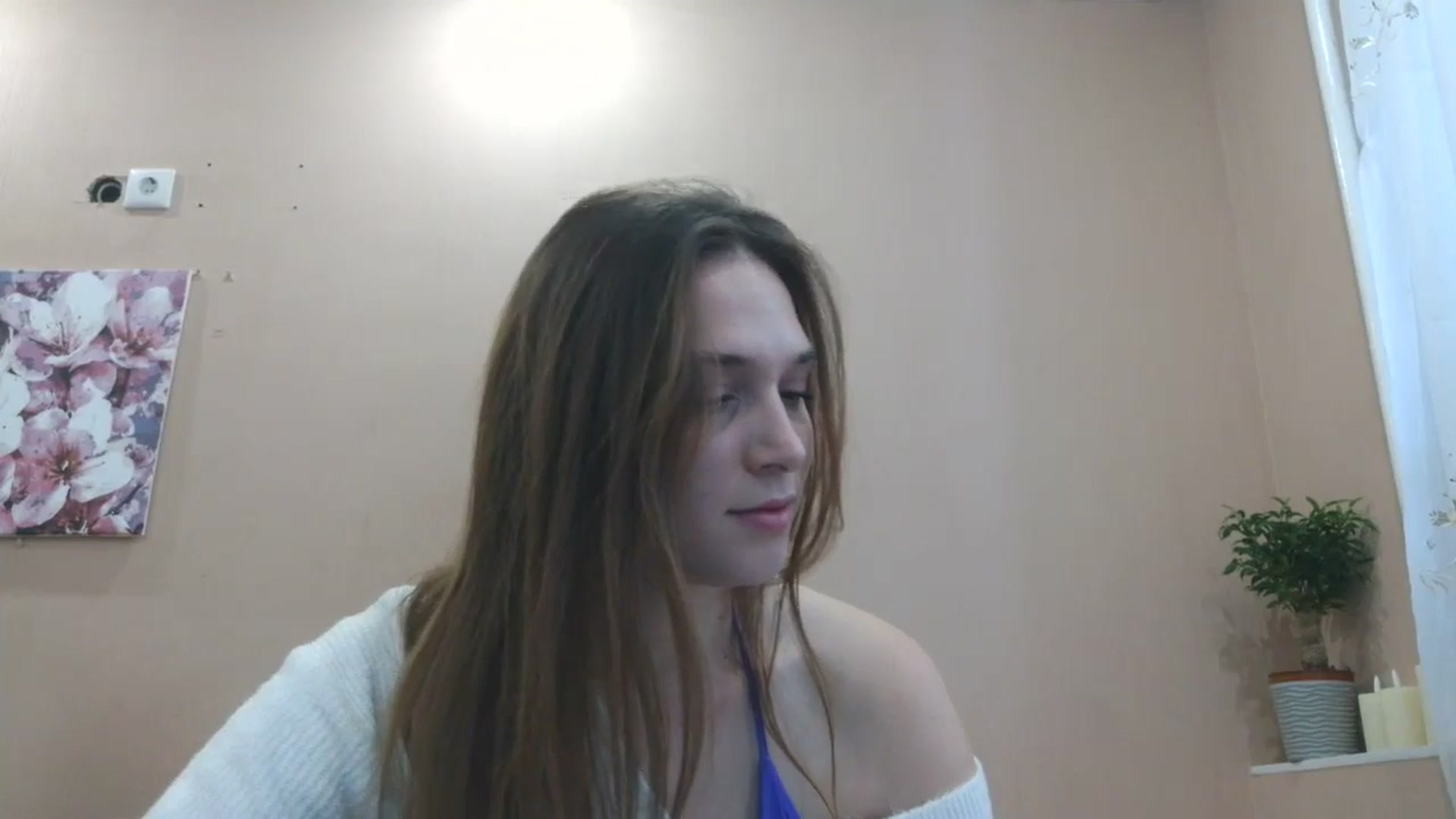 Gallery image thumbnail from HaleyReed's myfreecams stream on, 05/05/2025, 12:07 image 19 of 20