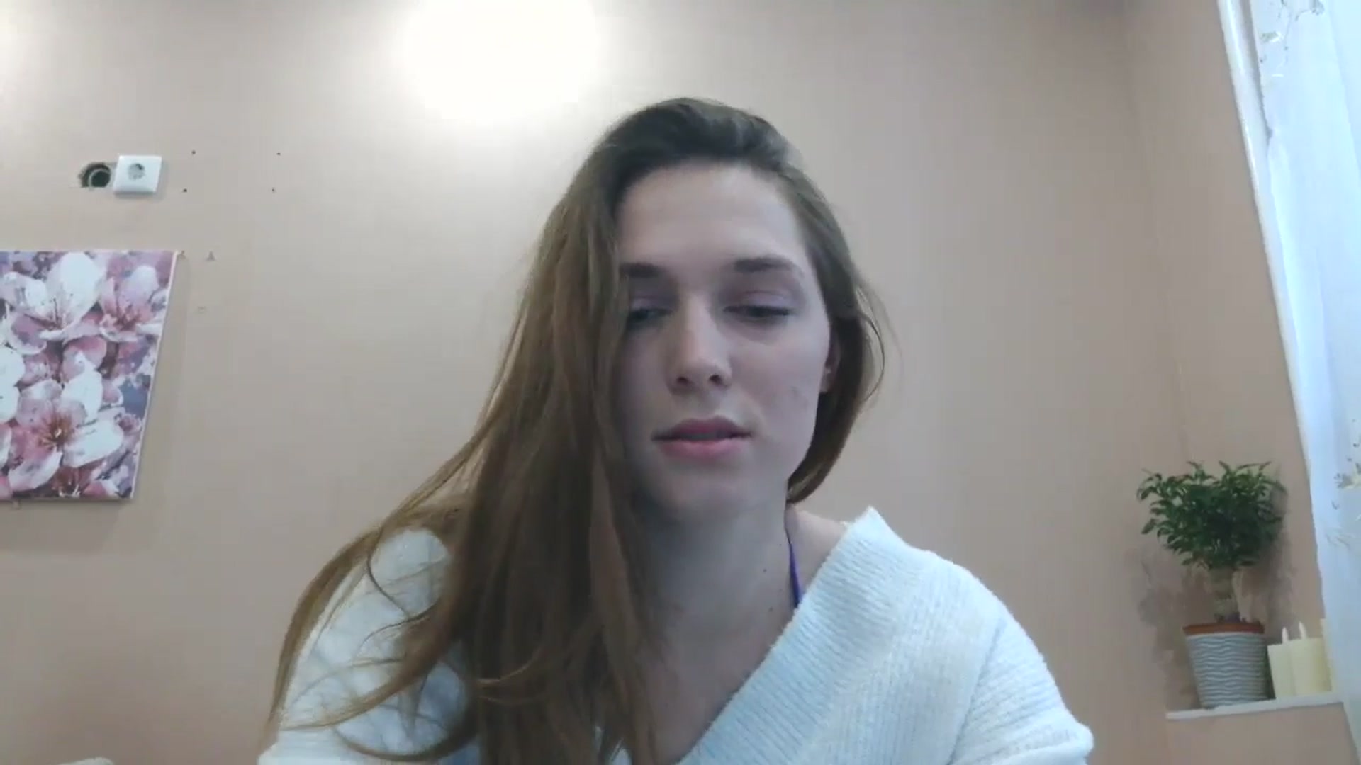 Gallery image thumbnail from HaleyReed's myfreecams stream on, 05/05/2025, 12:07 image 15 of 20