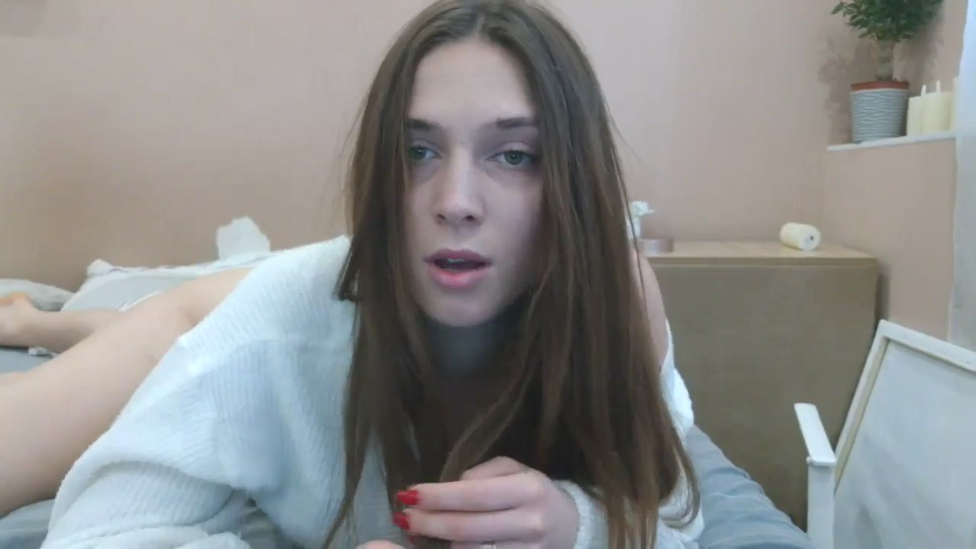 Gallery image thumbnail from HaleyReed's myfreecams stream on, 05/05/2025, 12:07 image 10 of 20