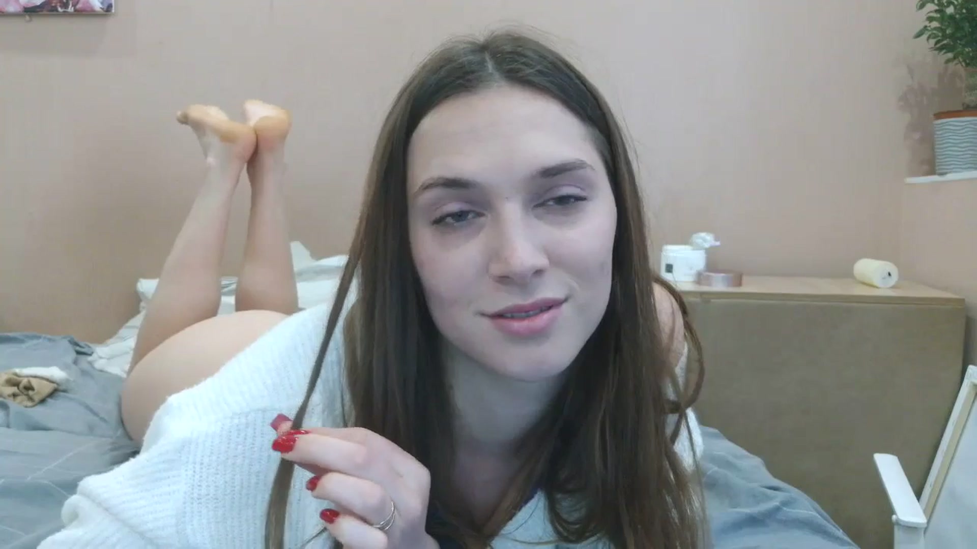 Gallery image thumbnail from HaleyReed's myfreecams stream on, 05/05/2025, 12:49 image 6 of 20