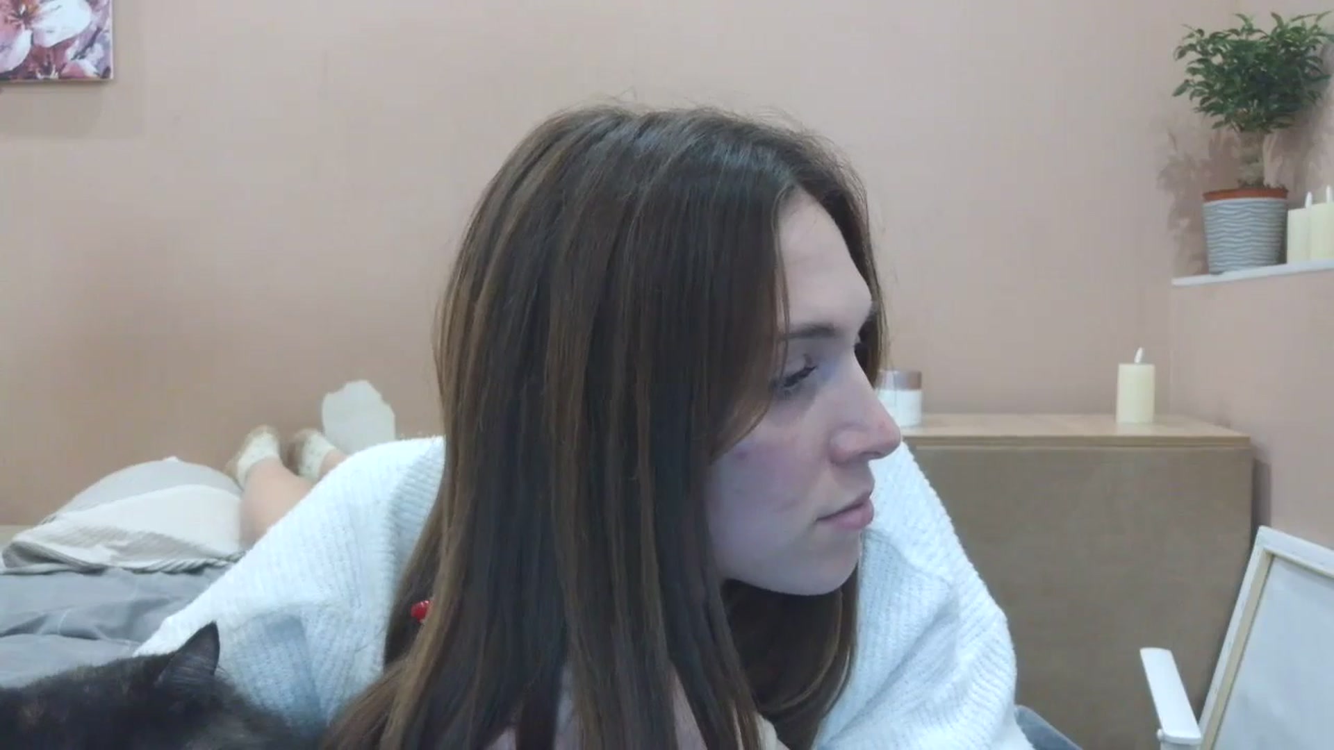 Gallery image thumbnail from HaleyReed's myfreecams stream on, 05/05/2025, 16:03 image 18 of 20