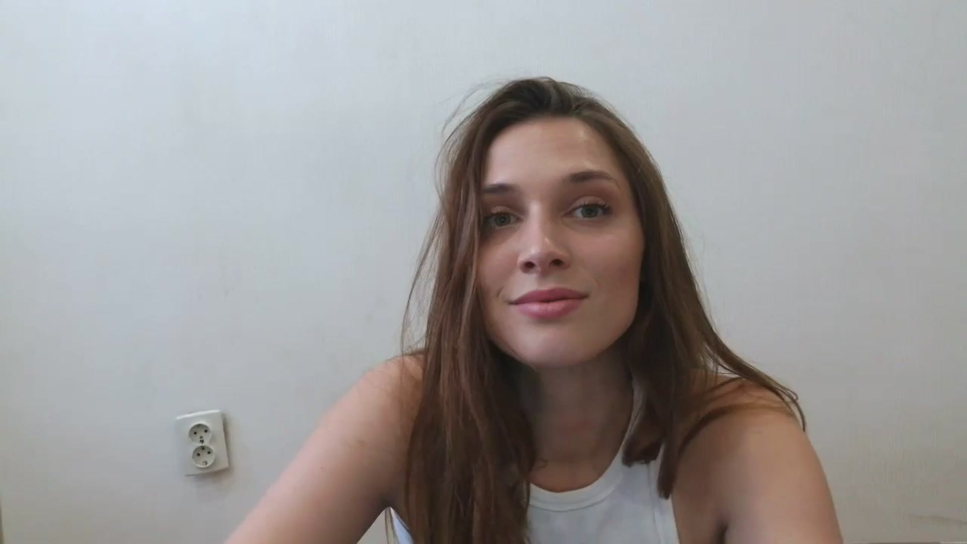 Gallery image thumbnail from HaleyReed's myfreecams stream on, 05/07/2025, 11:41 image 19 of 20