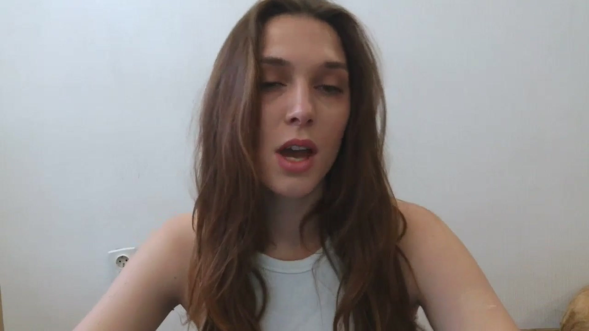 Gallery image thumbnail from HaleyReed's myfreecams stream on, 05/07/2025, 11:41 image 12 of 20