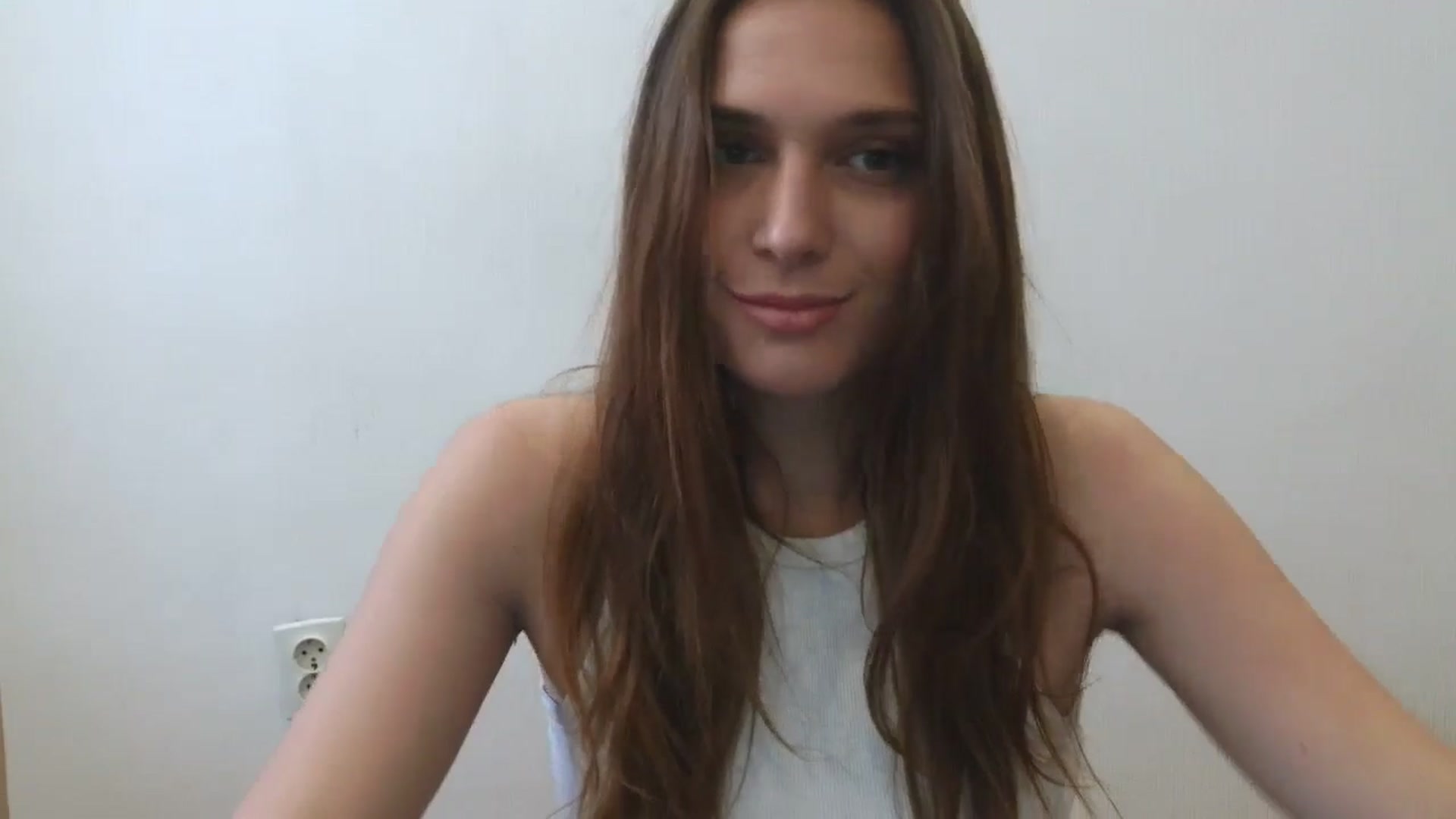 Gallery image thumbnail from HaleyReed's myfreecams stream on, 05/07/2025, 14:10 image 4 of 20