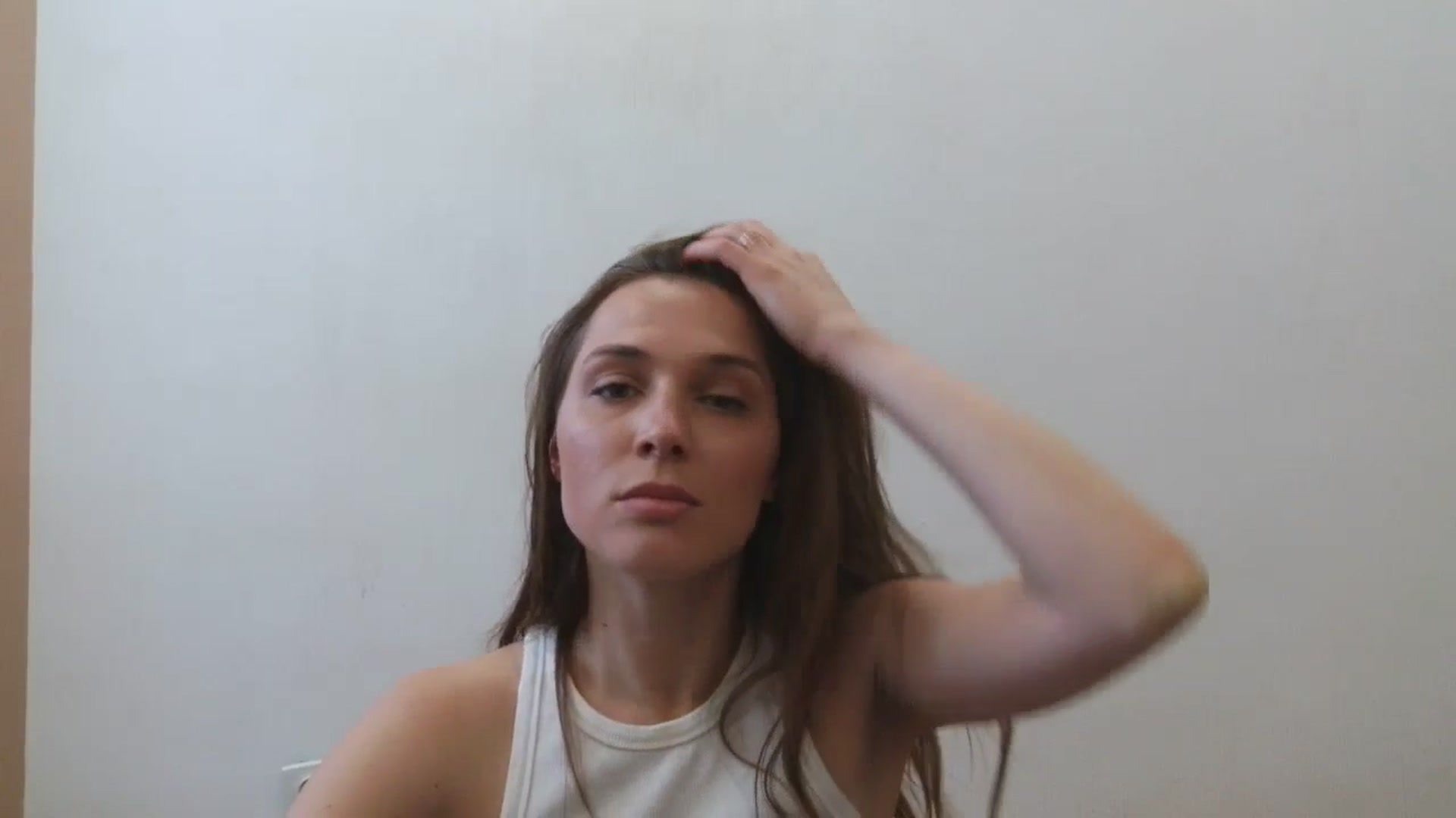 Gallery image thumbnail from HaleyReed's myfreecams stream on, 05/07/2025, 14:10 image 6 of 20