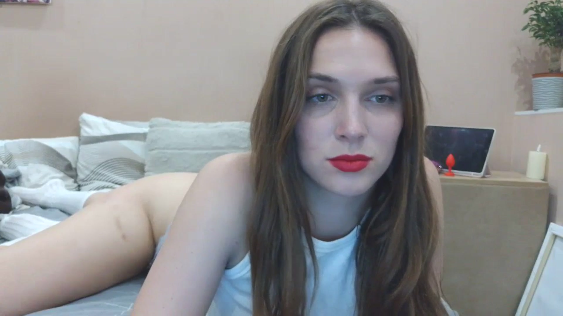 Gallery image thumbnail from HaleyReed's myfreecams stream on, 05/07/2025, 17:03 image 3 of 20