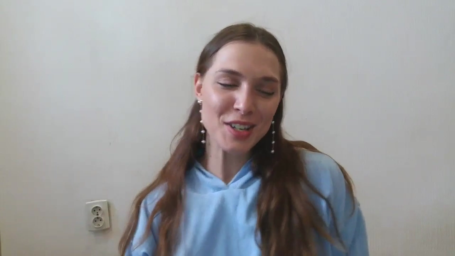 Gallery image thumbnail from HaleyReed's myfreecams stream on, 05/08/2025, 11:56 image 4 of 20