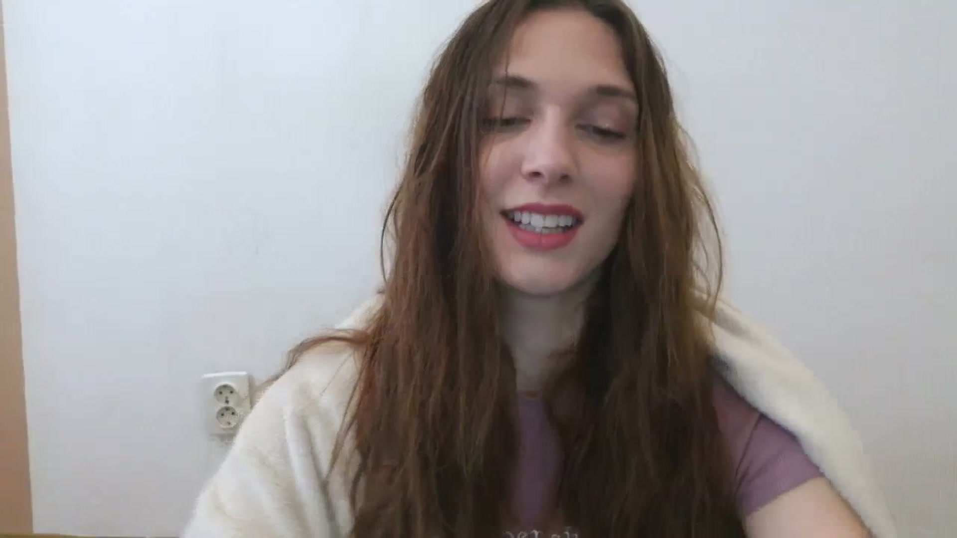 Gallery image thumbnail from HaleyReed's myfreecams stream on, 05/09/2025, 10:58 image 11 of 20