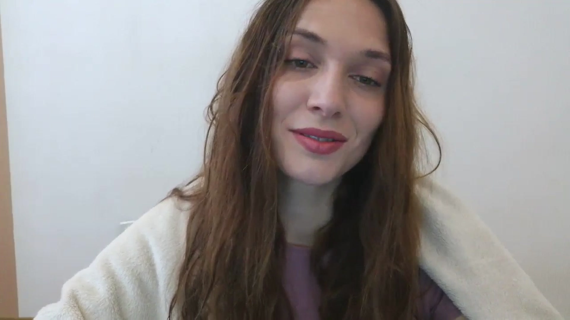 Gallery image thumbnail from HaleyReed's myfreecams stream on, 05/09/2025, 10:58 image 5 of 20