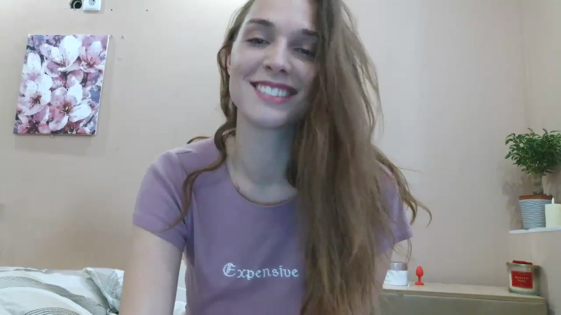 Gallery image thumbnail from HaleyReed's myfreecams stream on, 05/09/2025, 11:47 image 16 of 20