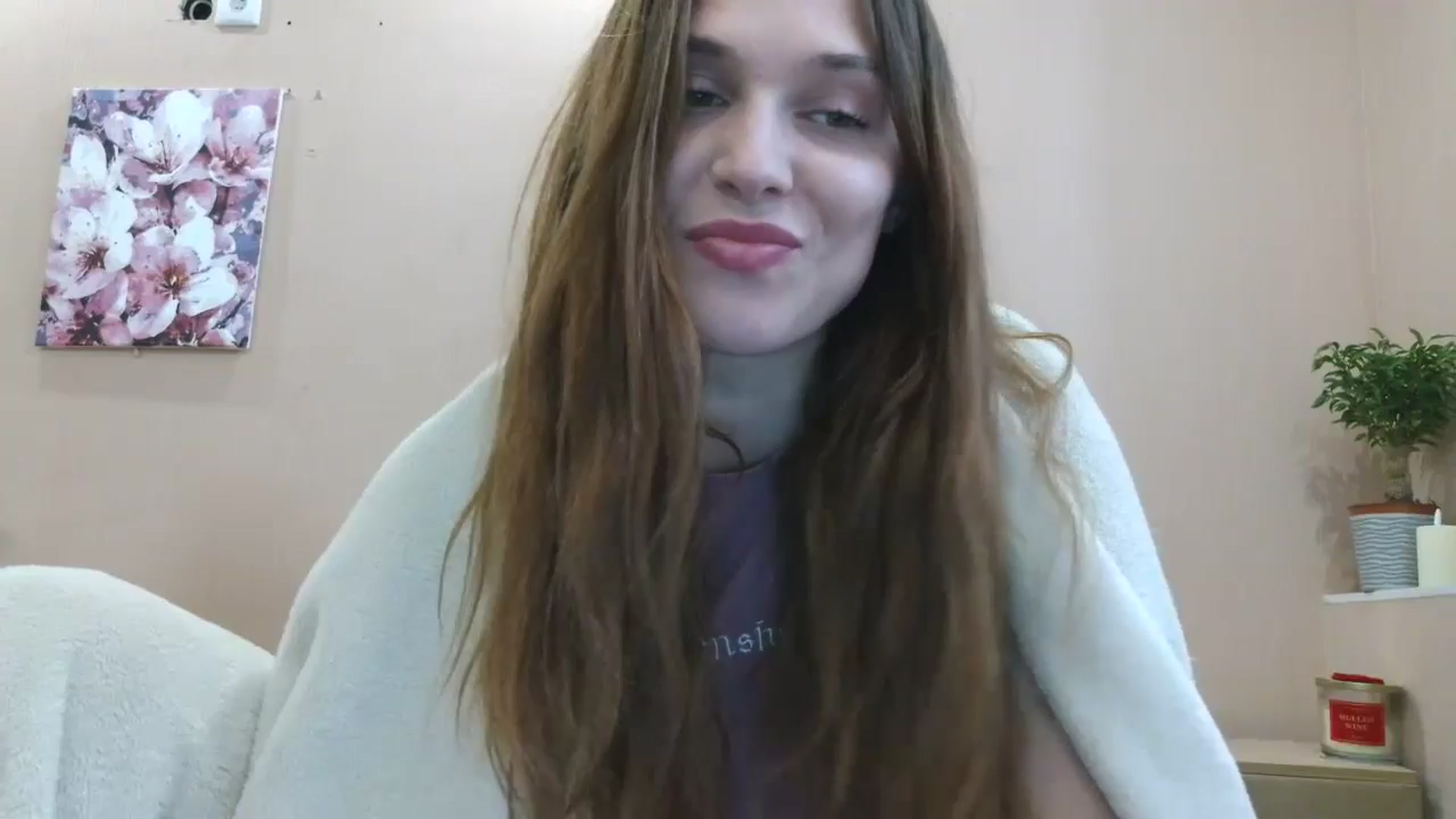 Gallery image thumbnail from HaleyReed's myfreecams stream on, 05/09/2025, 11:47 image 1 of 20