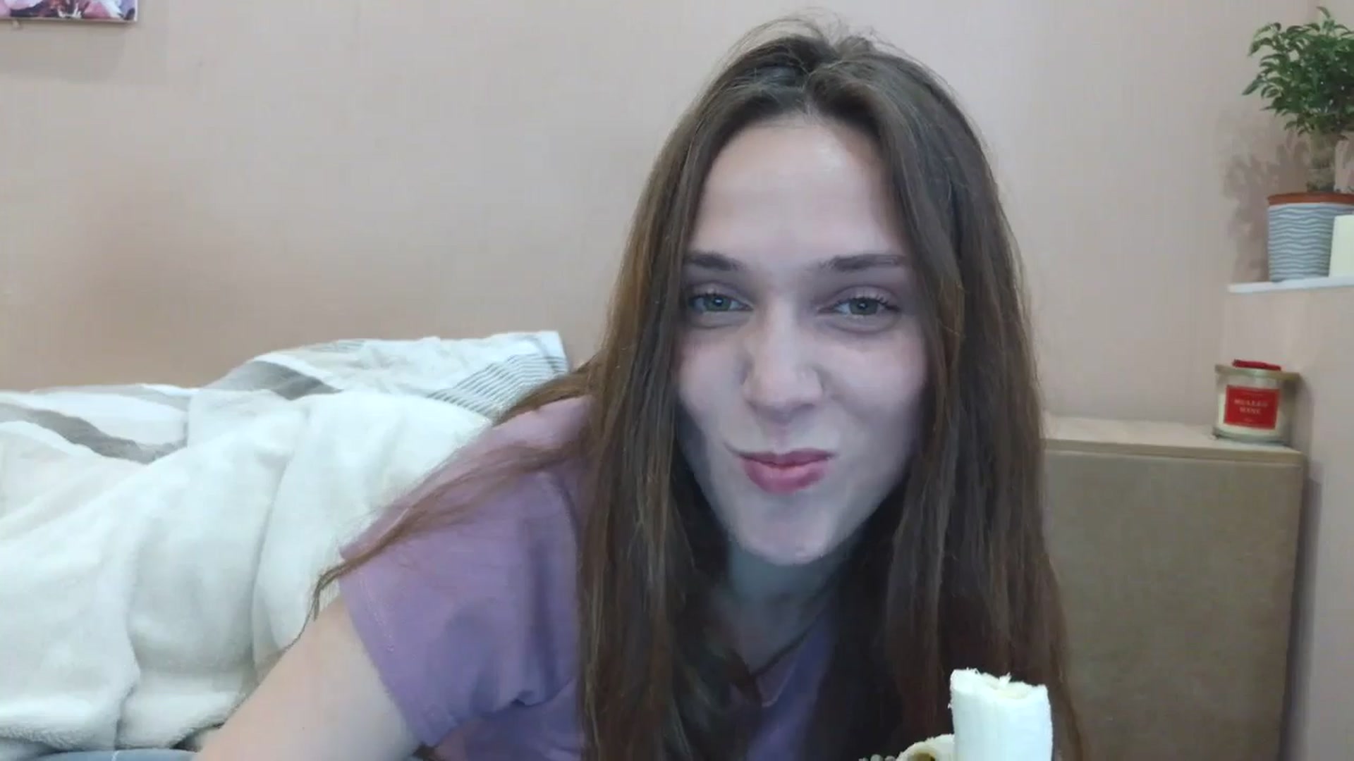 Gallery image thumbnail from HaleyReed's myfreecams stream on, 05/09/2025, 12:40 image 2 of 20