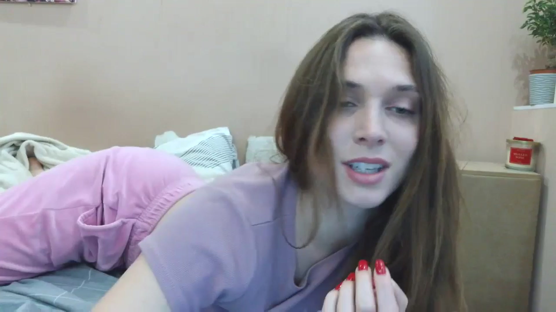 Gallery image thumbnail from HaleyReed's myfreecams stream on, 05/09/2025, 12:40 image 9 of 20