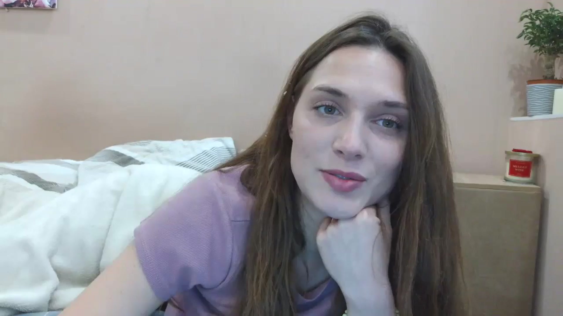 Gallery image thumbnail from HaleyReed's myfreecams stream on, 05/09/2025, 12:40 image 4 of 20
