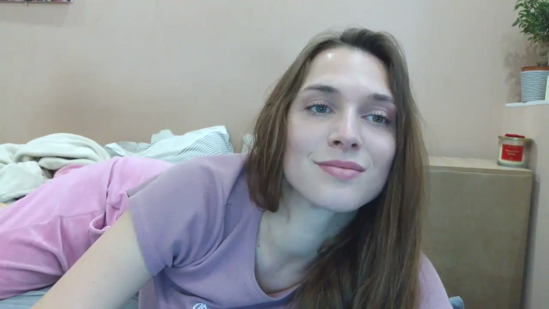 Gallery image thumbnail from HaleyReed's myfreecams stream on, 05/09/2025, 12:40 image 11 of 20