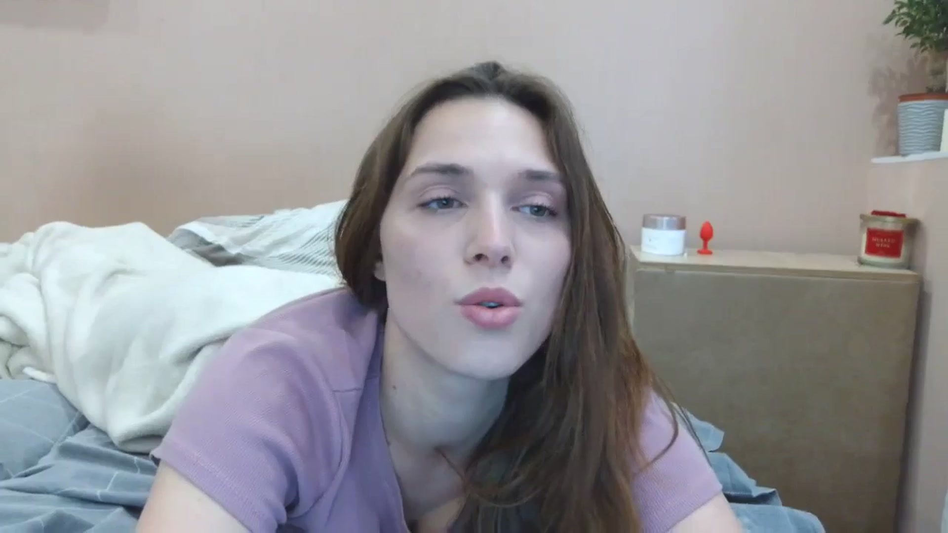 Gallery image thumbnail from HaleyReed's myfreecams stream on, 05/09/2025, 12:40 image 6 of 20